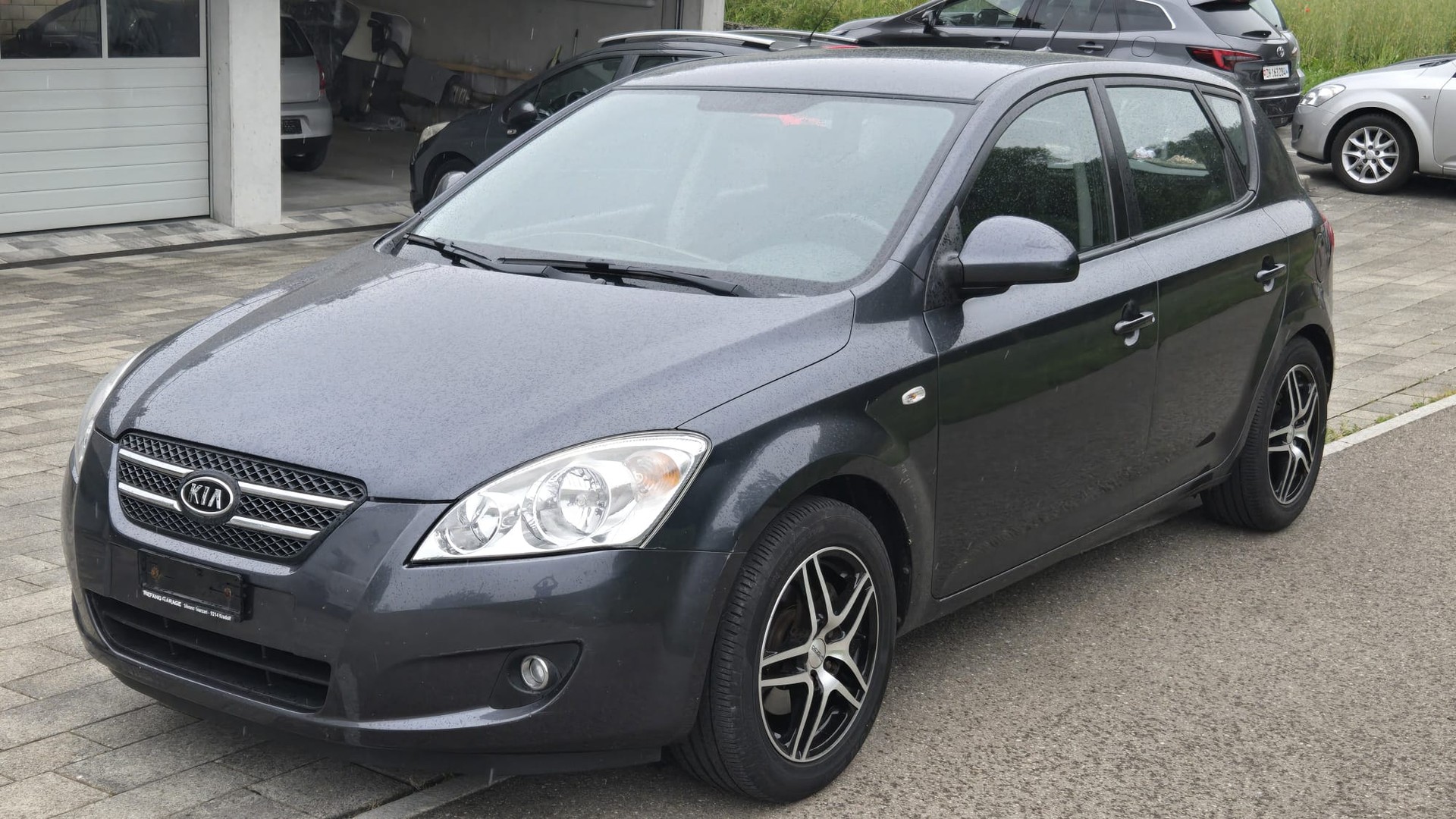 KIA Cee'd 1.6 CRDi Trend-image-1