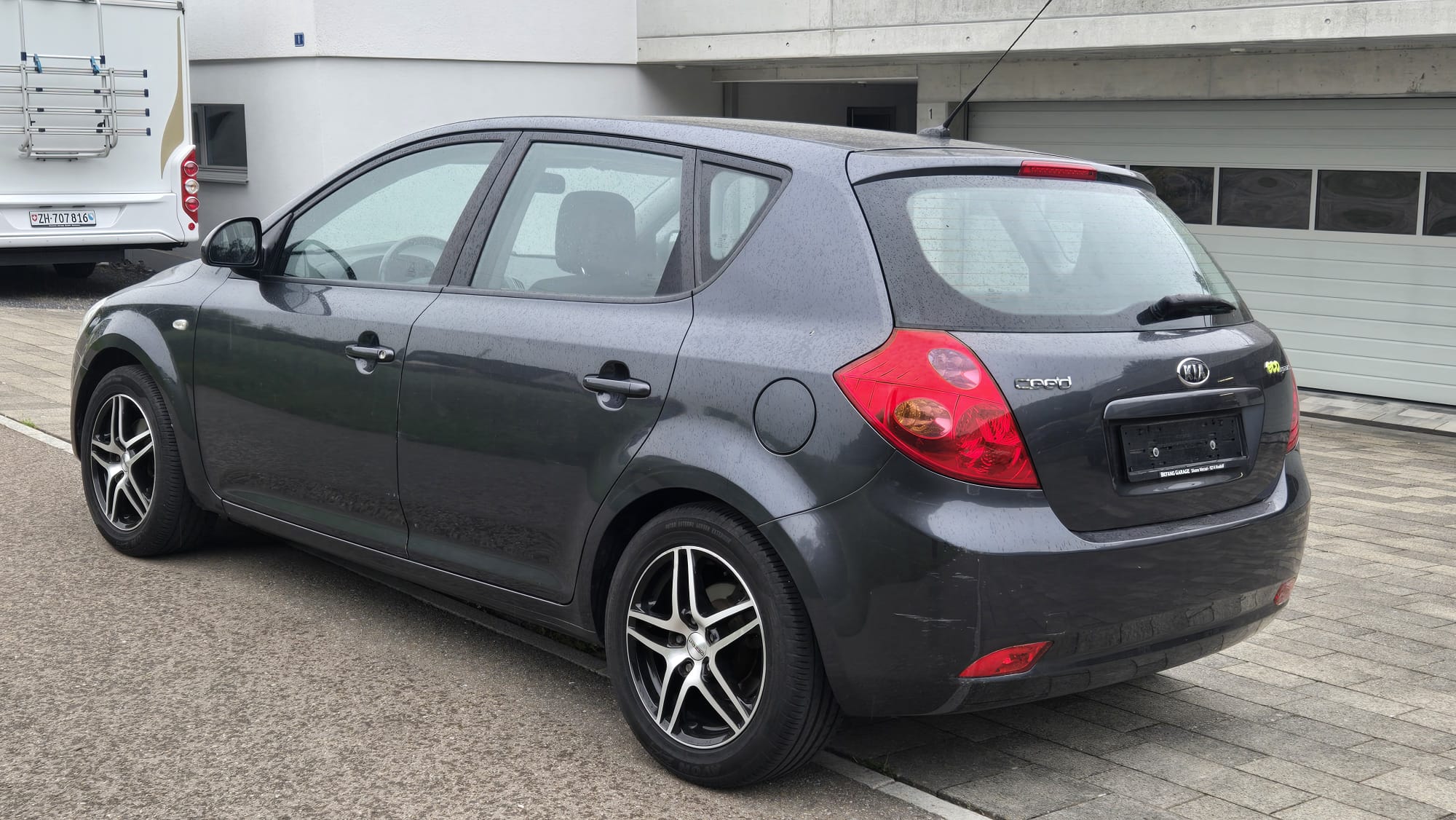 KIA Cee'd 1.6 CRDi Trend — slika 8