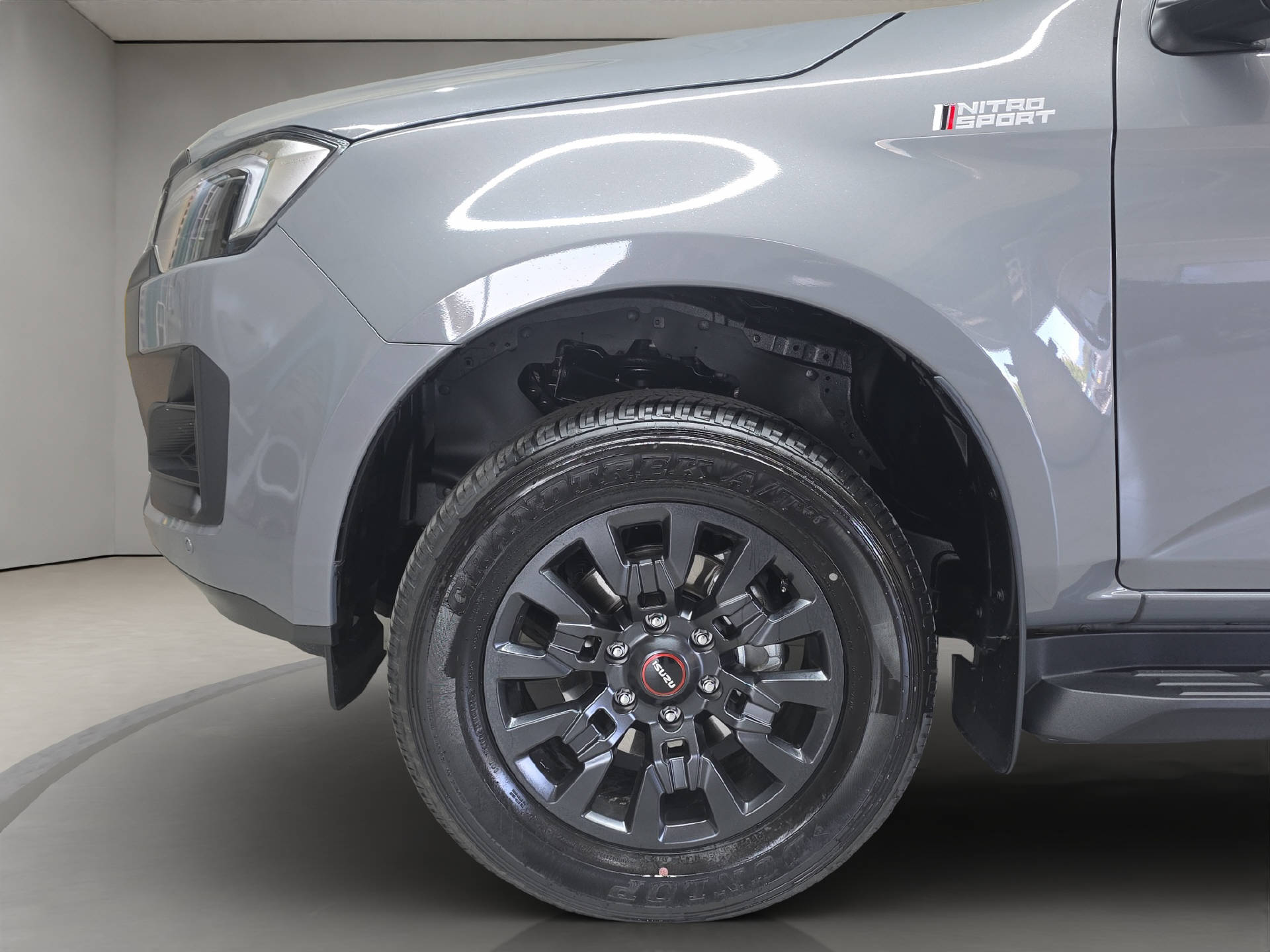 ISUZU D-Max Crew Pick-up 2.2 DDi Nitro Sport 4x4-image-11