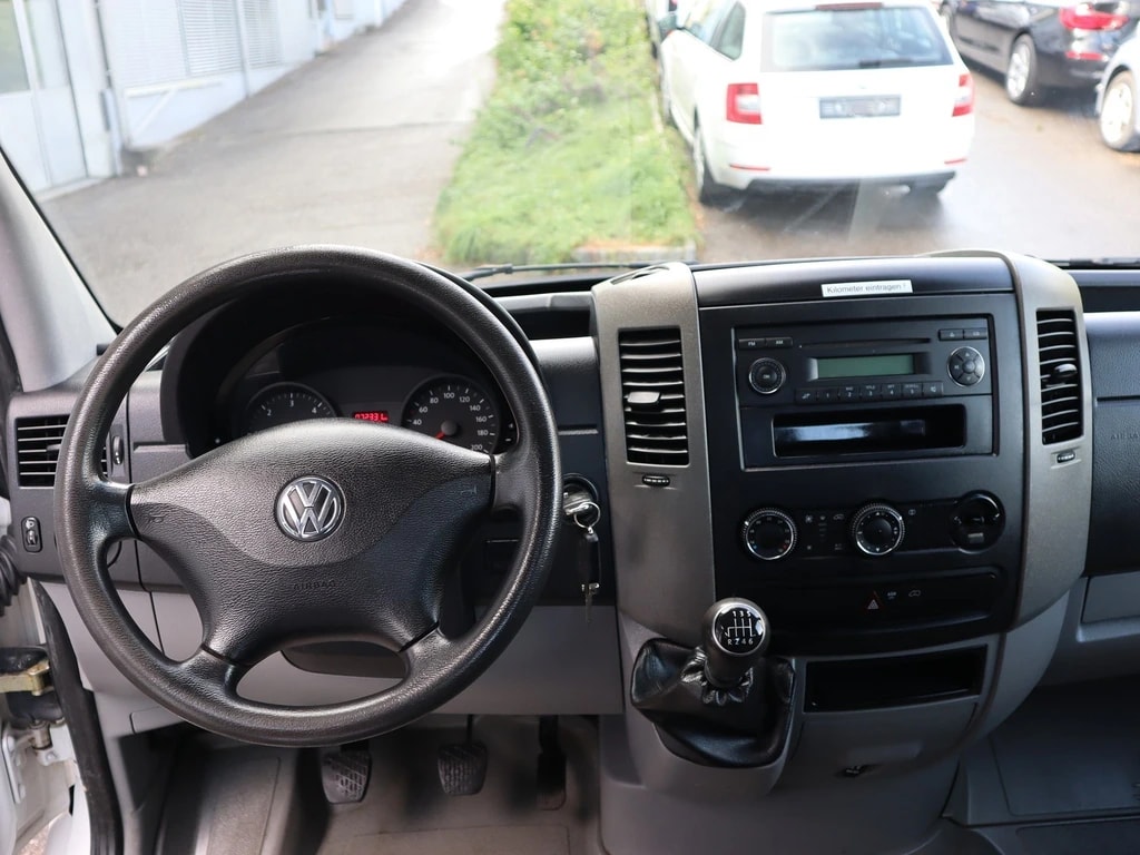 VW Crafter 35 2.0 TDI CR ** 7-Plätzer ** Anhängerkupplung ** Nutzlast 1225 **-image-6