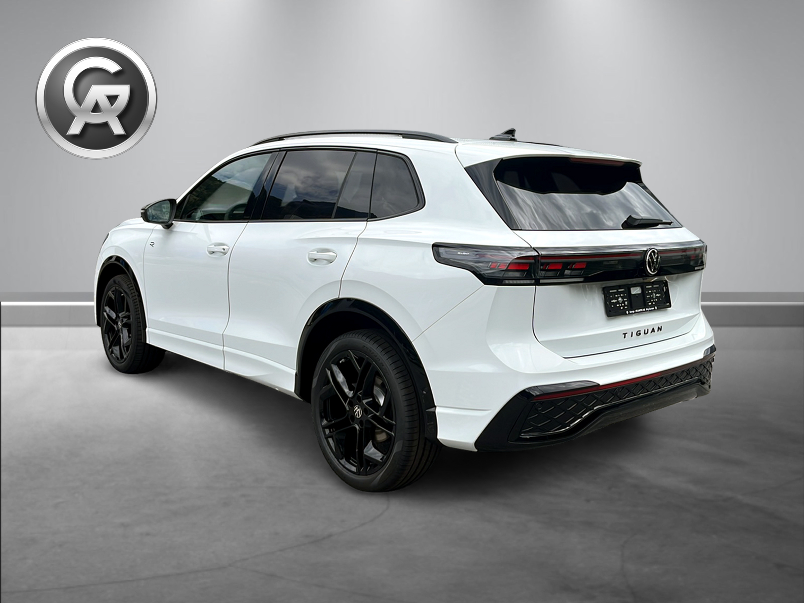 VW Tiguan 2.0 TSI DSG R-Line United 4Motion-image-1