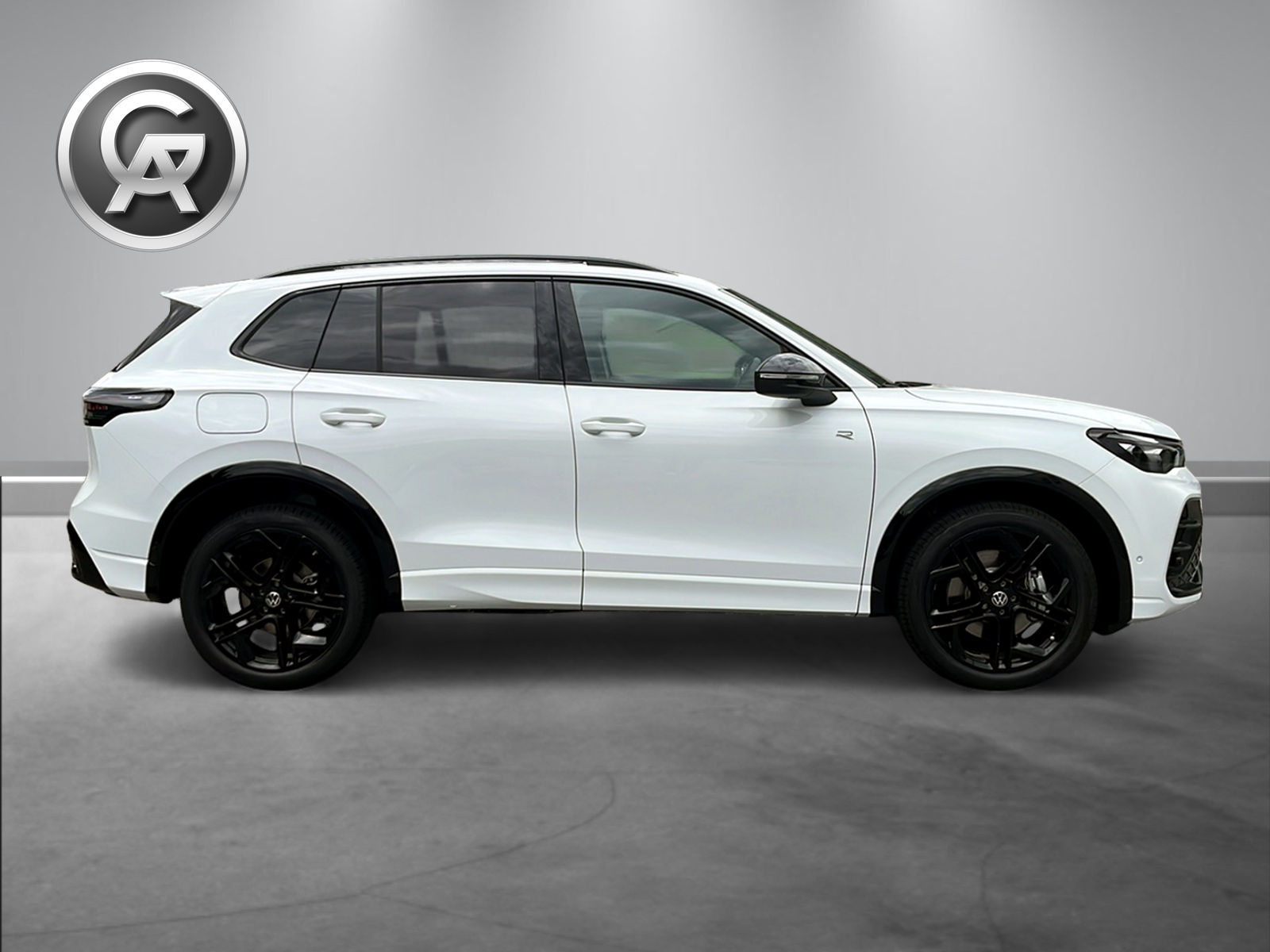 VW Tiguan 2.0 TSI DSG R-Line United 4Motion-image-11