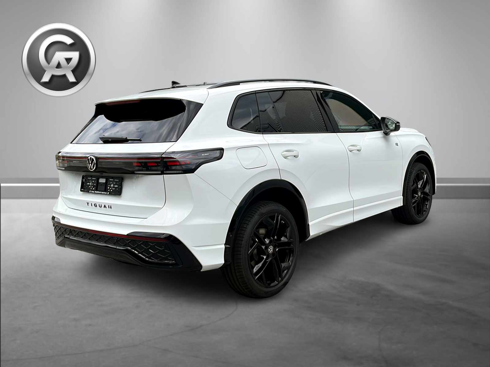 VW Tiguan 2.0 TSI DSG R-Line United 4Motion-image-2