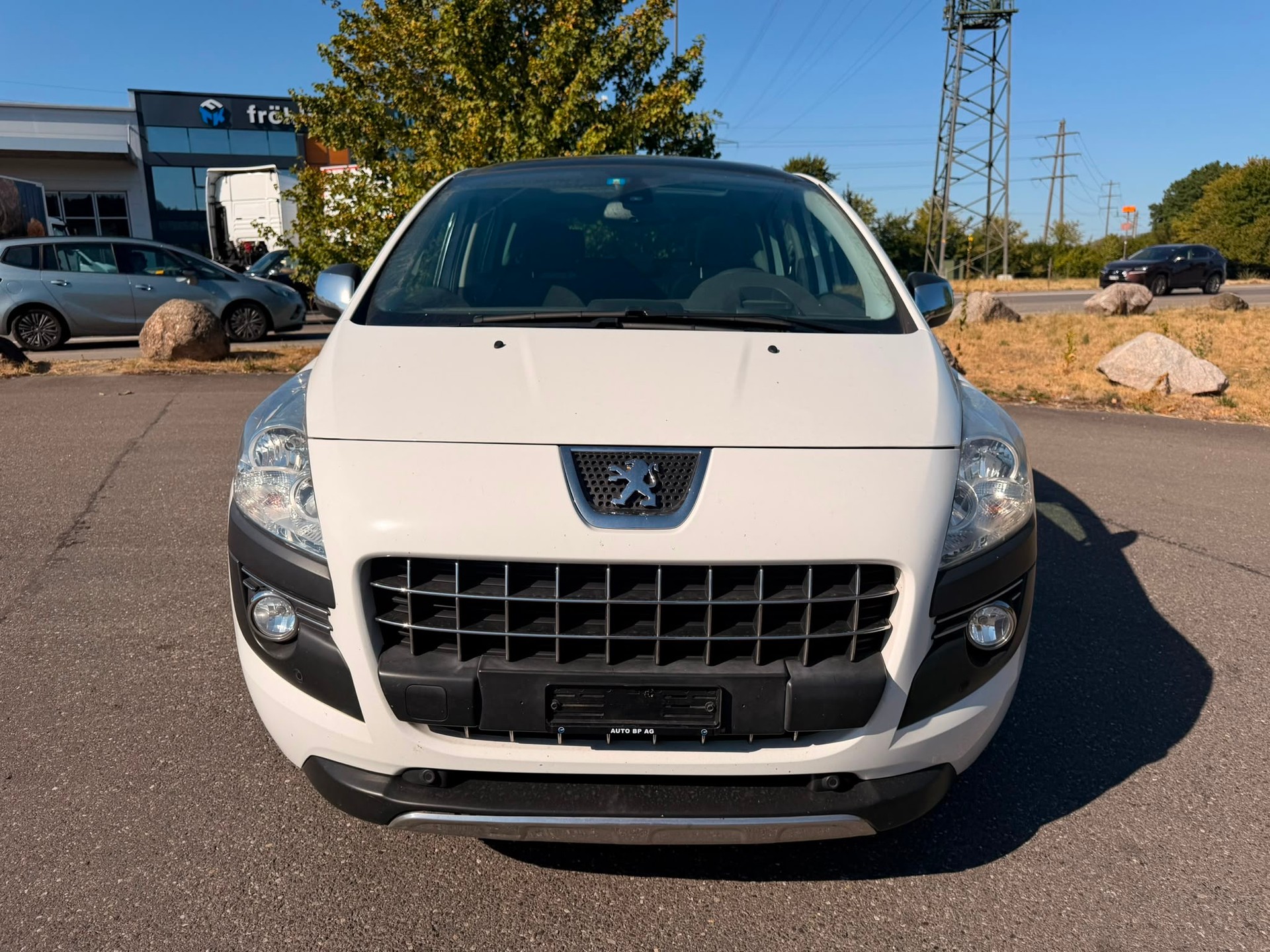 PEUGEOT 3008 1.6 16V T Platinum Tiptronic-image-0