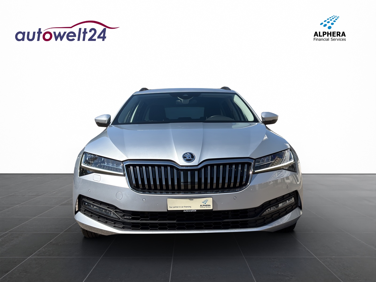 SKODA Superb Combi 2.0 TDi Ambition 4x4 DSG-showroom-element-1