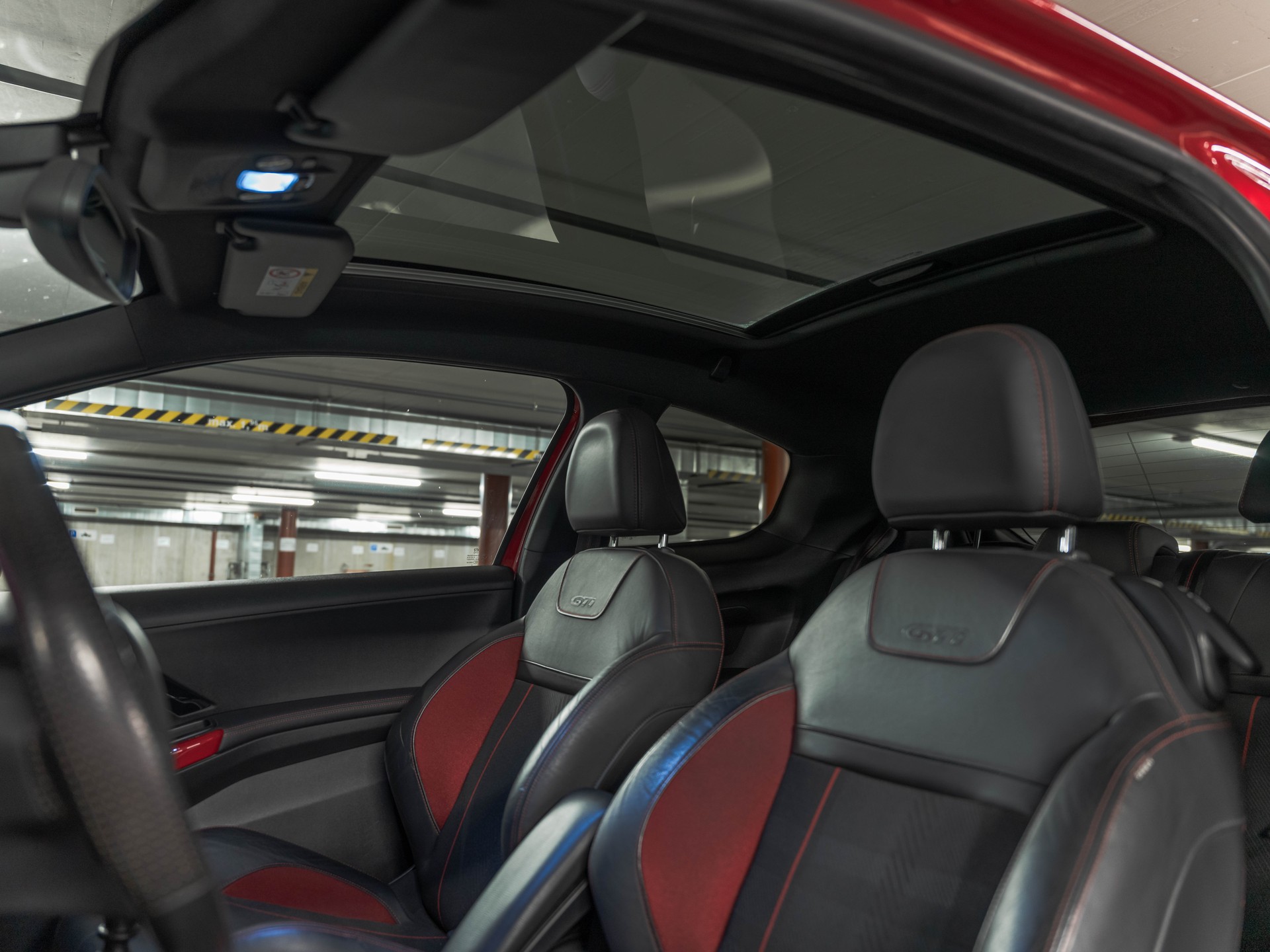 PEUGEOT 208 1.6 Turbo GTi-image-30