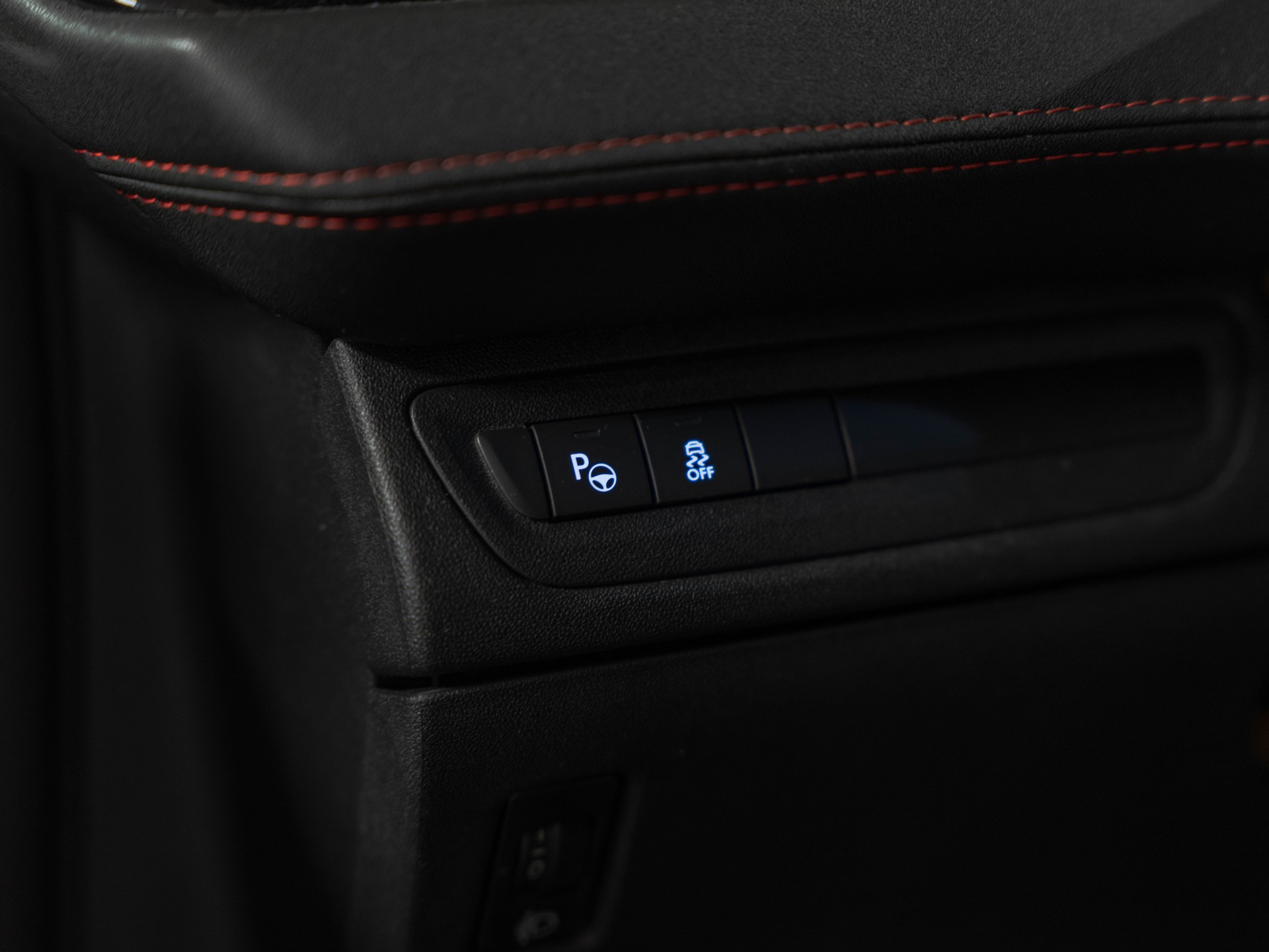 PEUGEOT 208 1.6 Turbo GTi-image-25