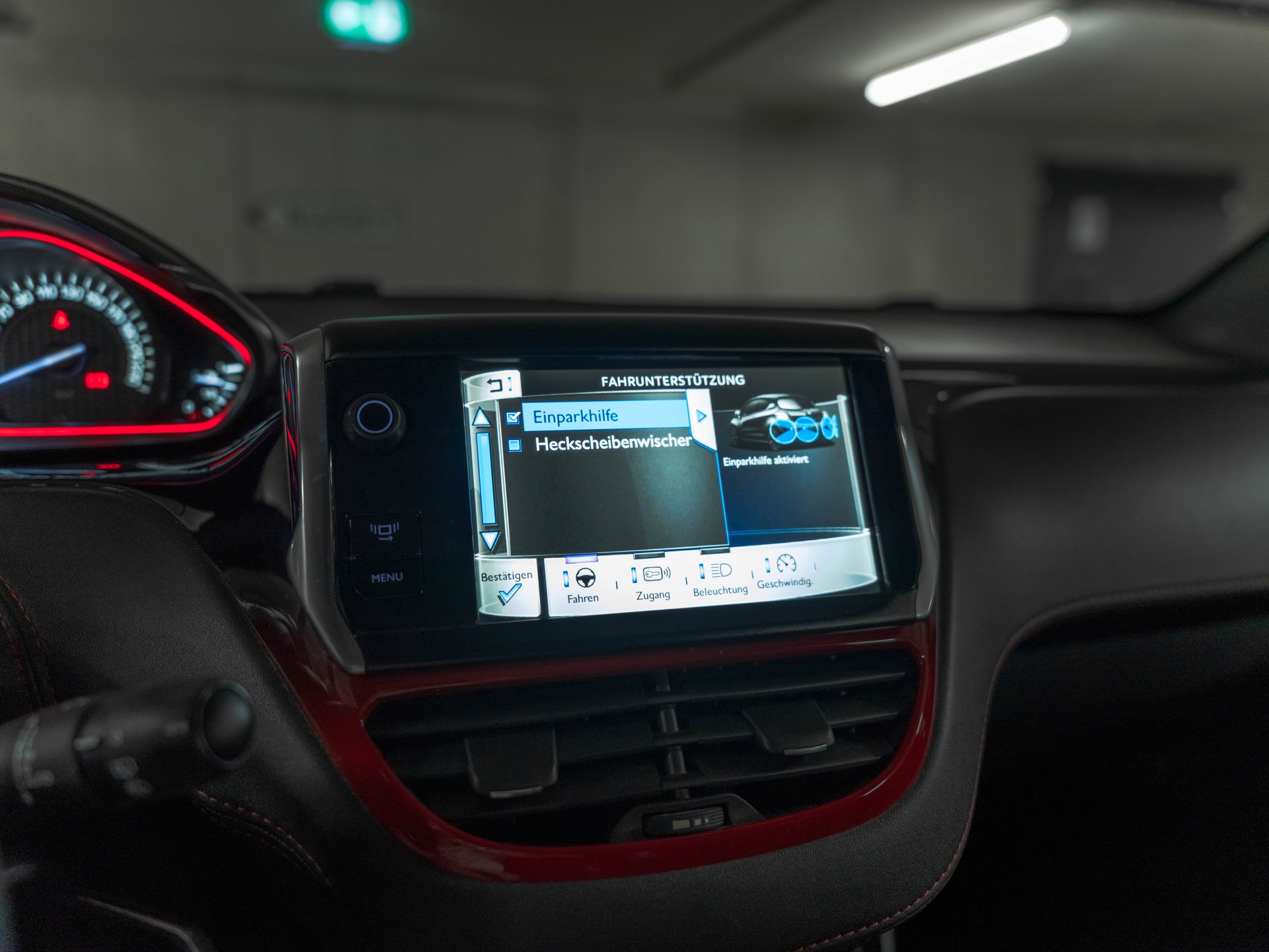 PEUGEOT 208 1.6 Turbo GTi-image-21