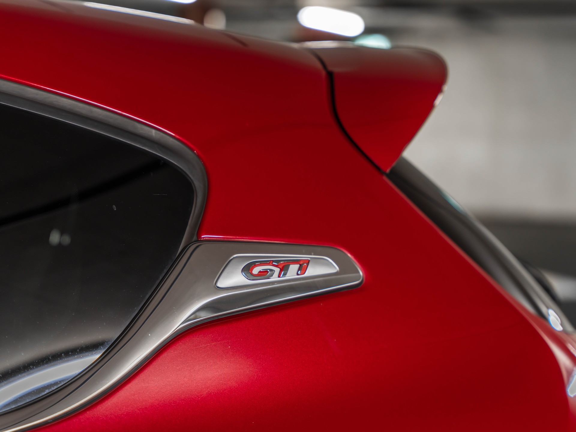 PEUGEOT 208 1.6 Turbo GTi-image-4