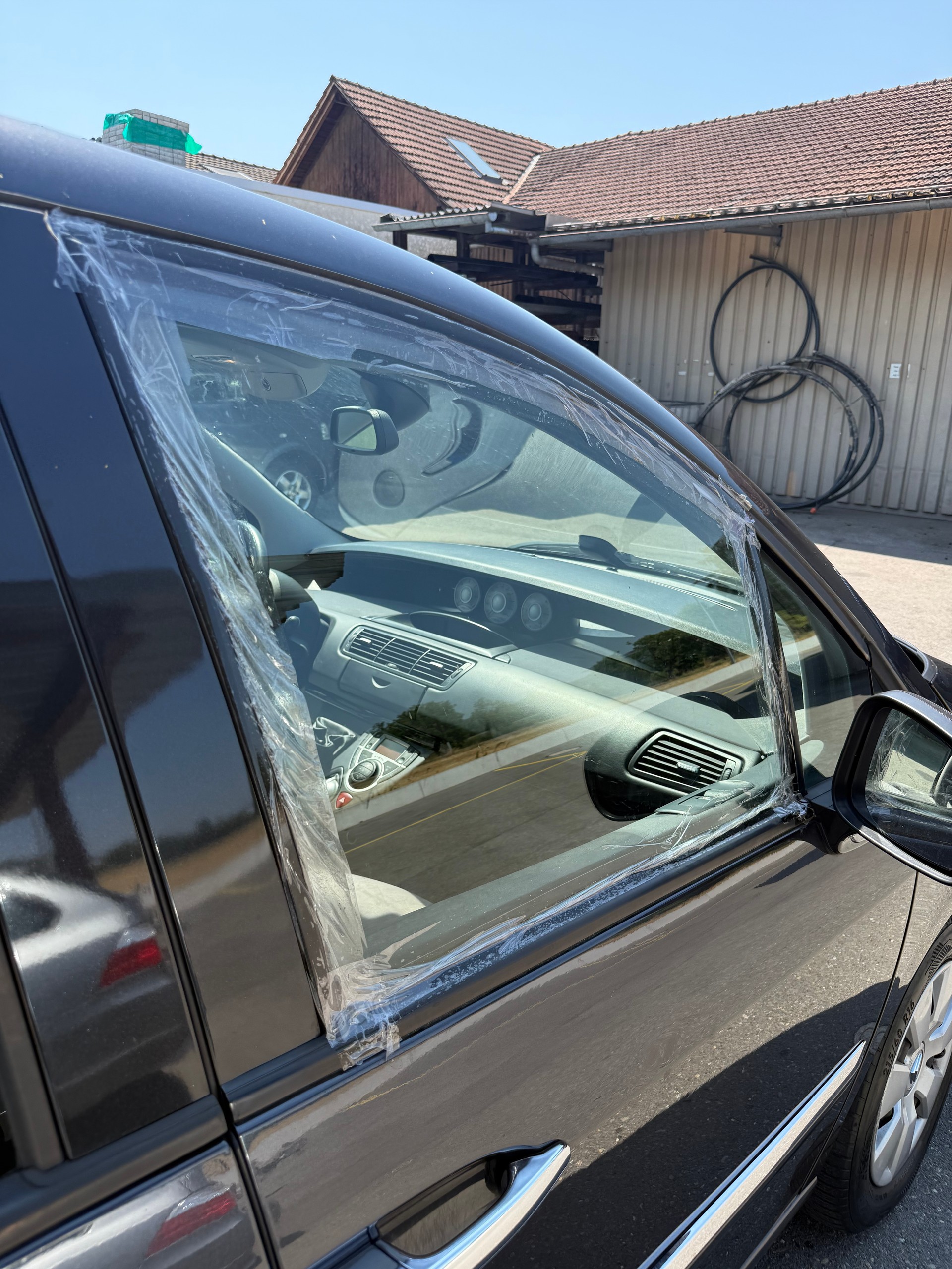 CITROEN C8 2.0 16V HDi Exclusive-image-10