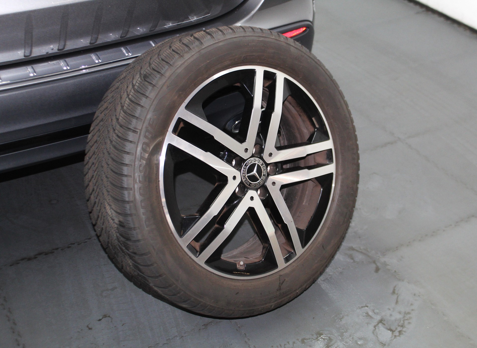 MERCEDES-BENZ GLA 220d 4Matic AMG Line 8G-DCT Sport-Paket Black / CH-Fahrzeug-image-29