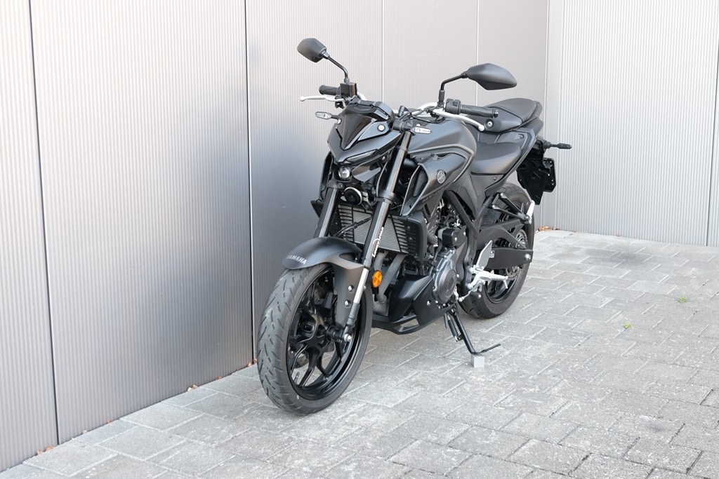 YAMAHA MT-03 ABS-showroom-element-1