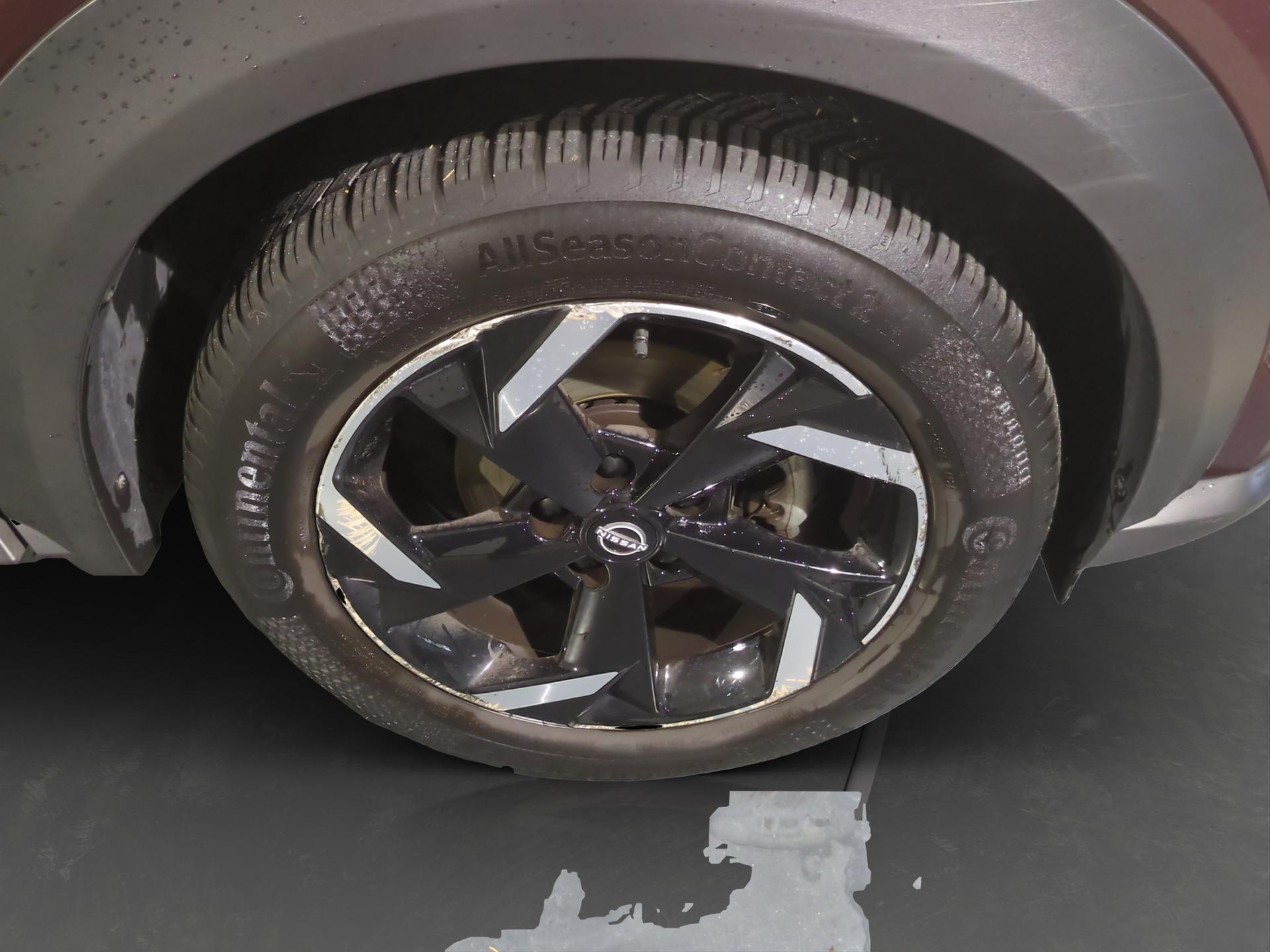 NISSAN Juke 1.0 DIG-T N-Connecta DCT-image-17