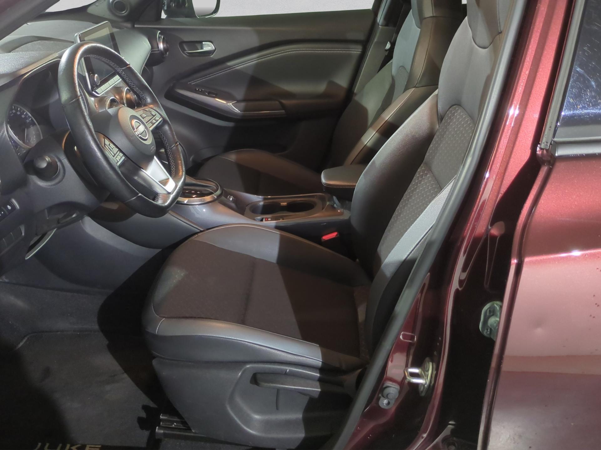 NISSAN Juke 1.0 DIG-T N-Connecta DCT-image-8