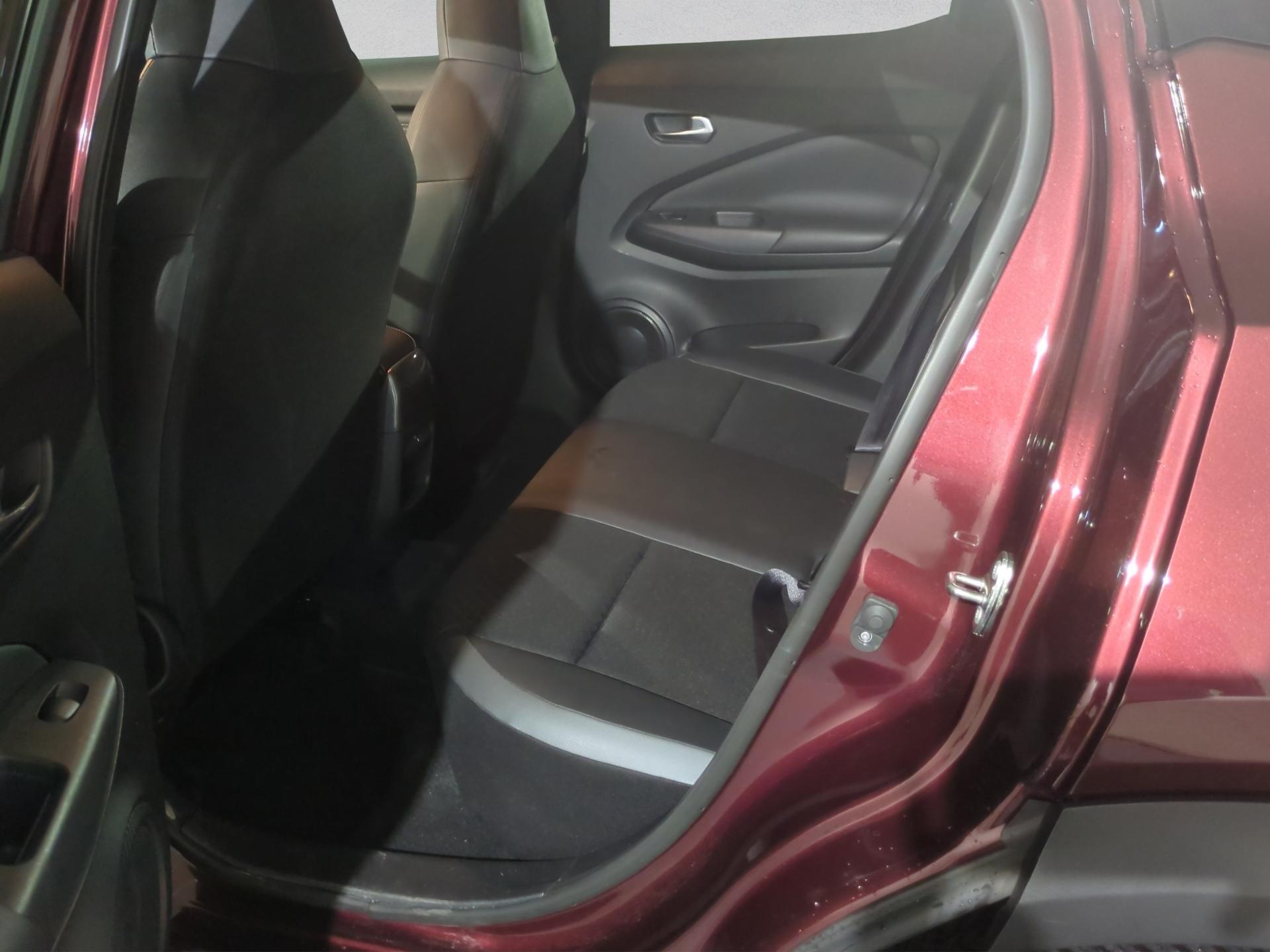NISSAN Juke 1.0 DIG-T N-Connecta DCT-image-14