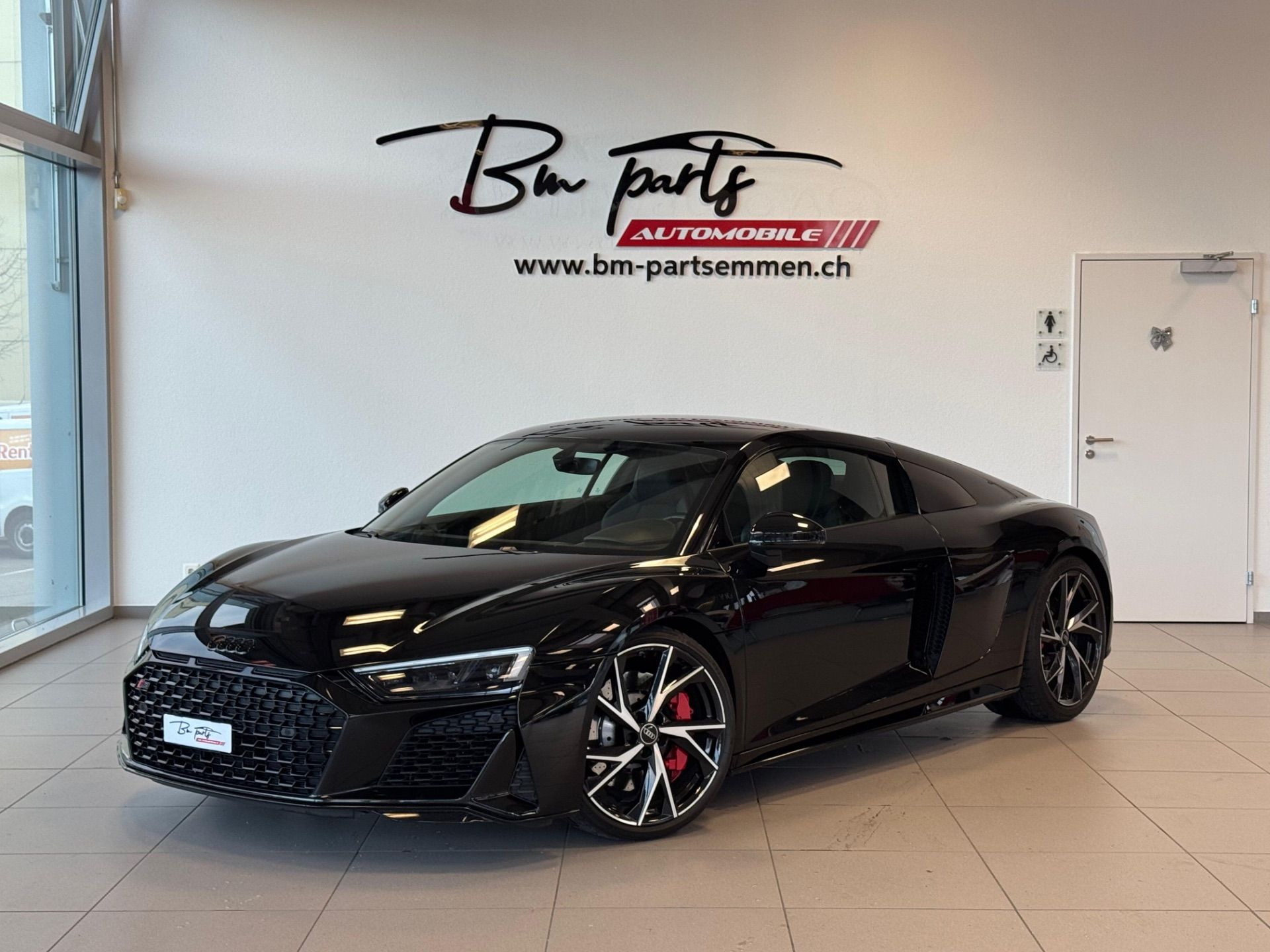 AUDI R8 Coupé RWD S-Tronic-image-0