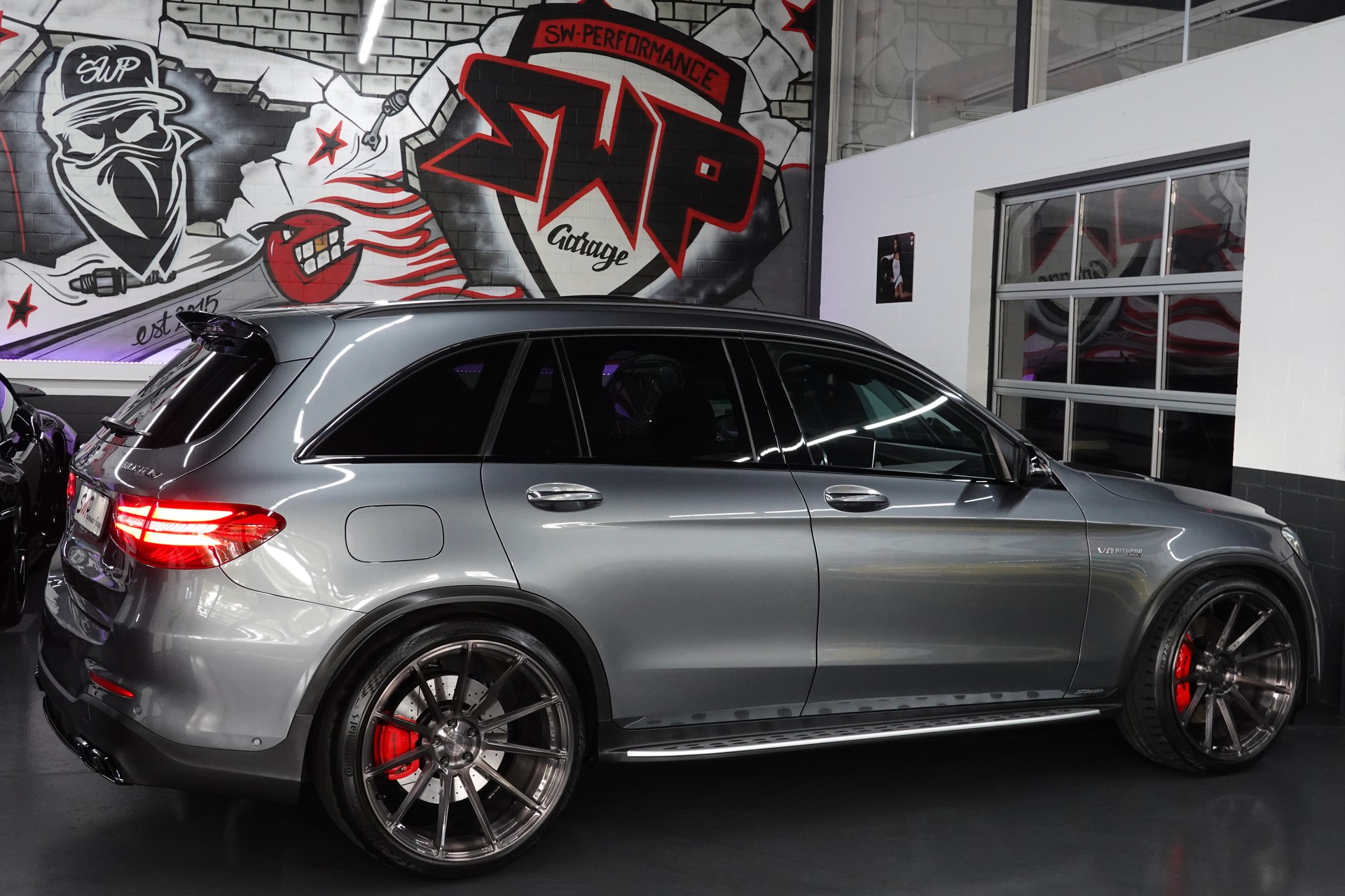 MERCEDES-BENZ GLC 63 S AMG EDITION 1 4-MATIC+9G-TRONIC DESIGNO FULL ON TOP 22"-image-27