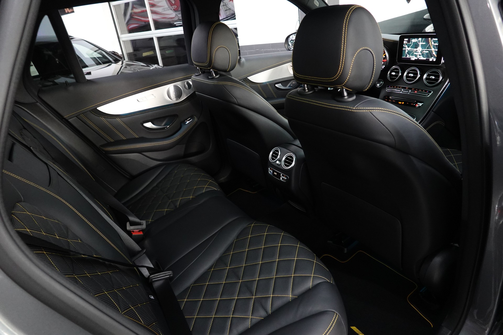MERCEDES-BENZ GLC 63 S AMG EDITION 1 4-MATIC+9G-TRONIC DESIGNO FULL ON TOP 22"-image-50