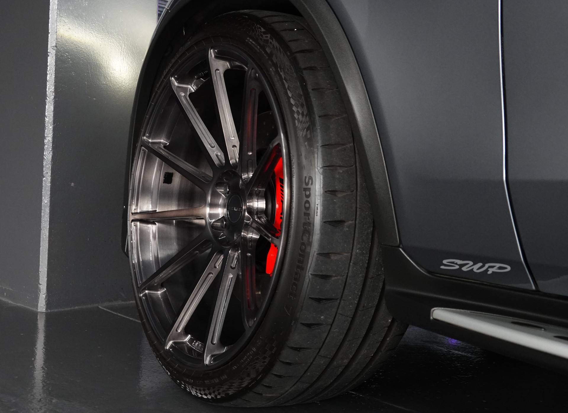 MERCEDES-BENZ GLC 63 S AMG EDITION 1 4-MATIC+9G-TRONIC DESIGNO FULL ON TOP 22"-image-11