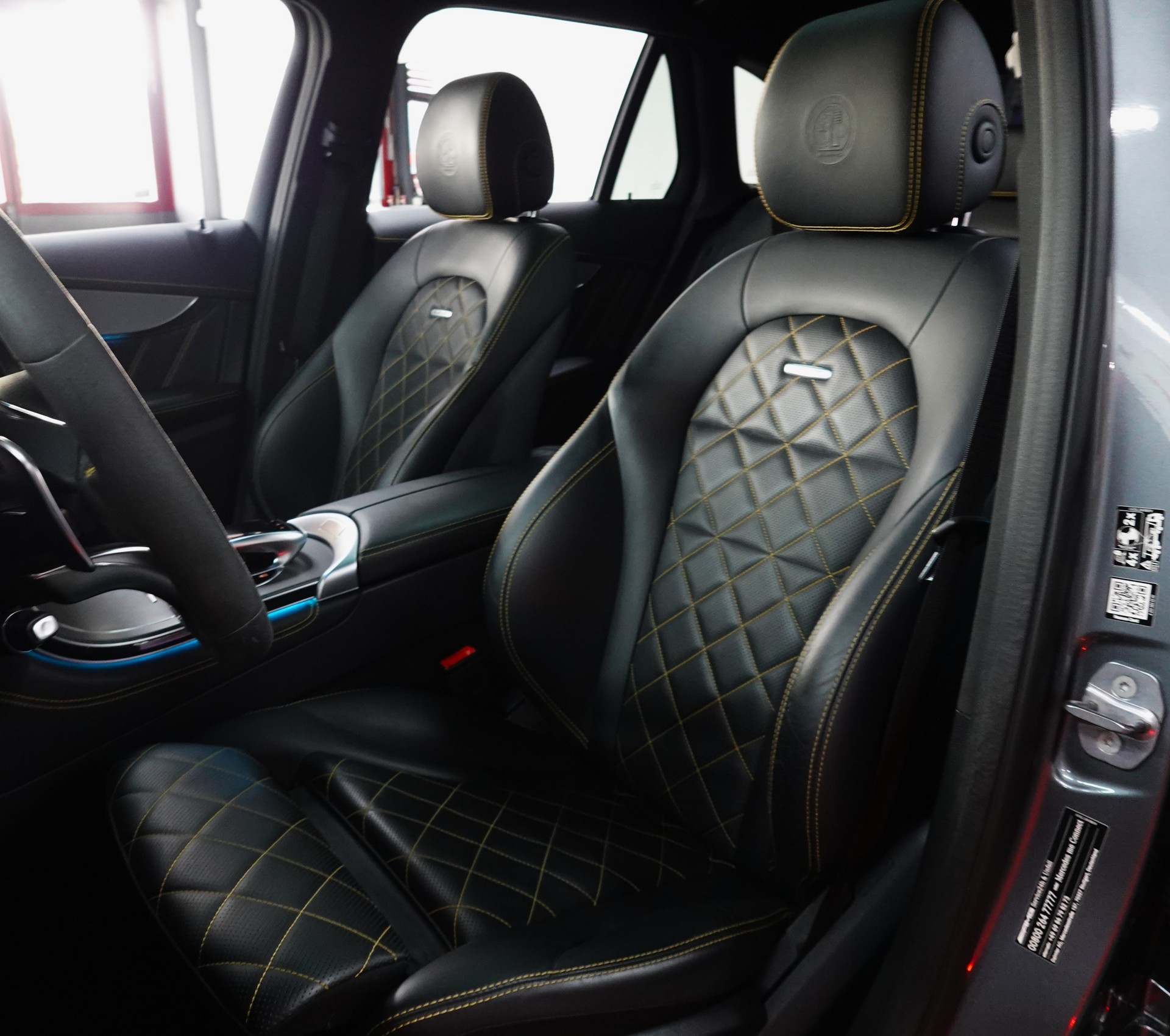 MERCEDES-BENZ GLC 63 S AMG EDITION 1 4-MATIC+9G-TRONIC DESIGNO FULL ON TOP 22"-image-39