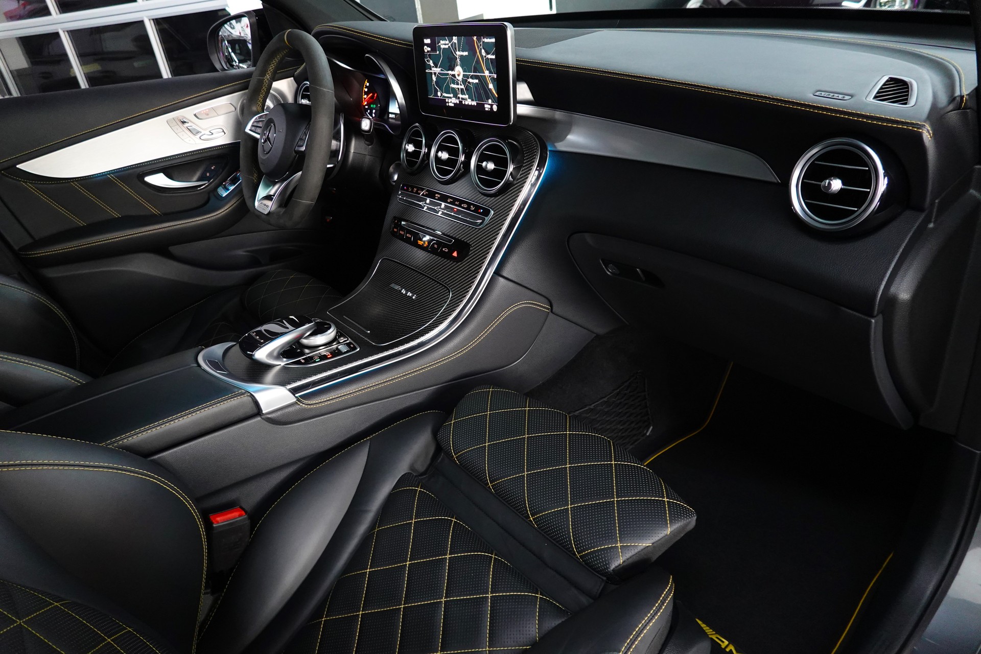 MERCEDES-BENZ GLC 63 S AMG EDITION 1 4-MATIC+9G-TRONIC DESIGNO FULL ON TOP 22"-image-54