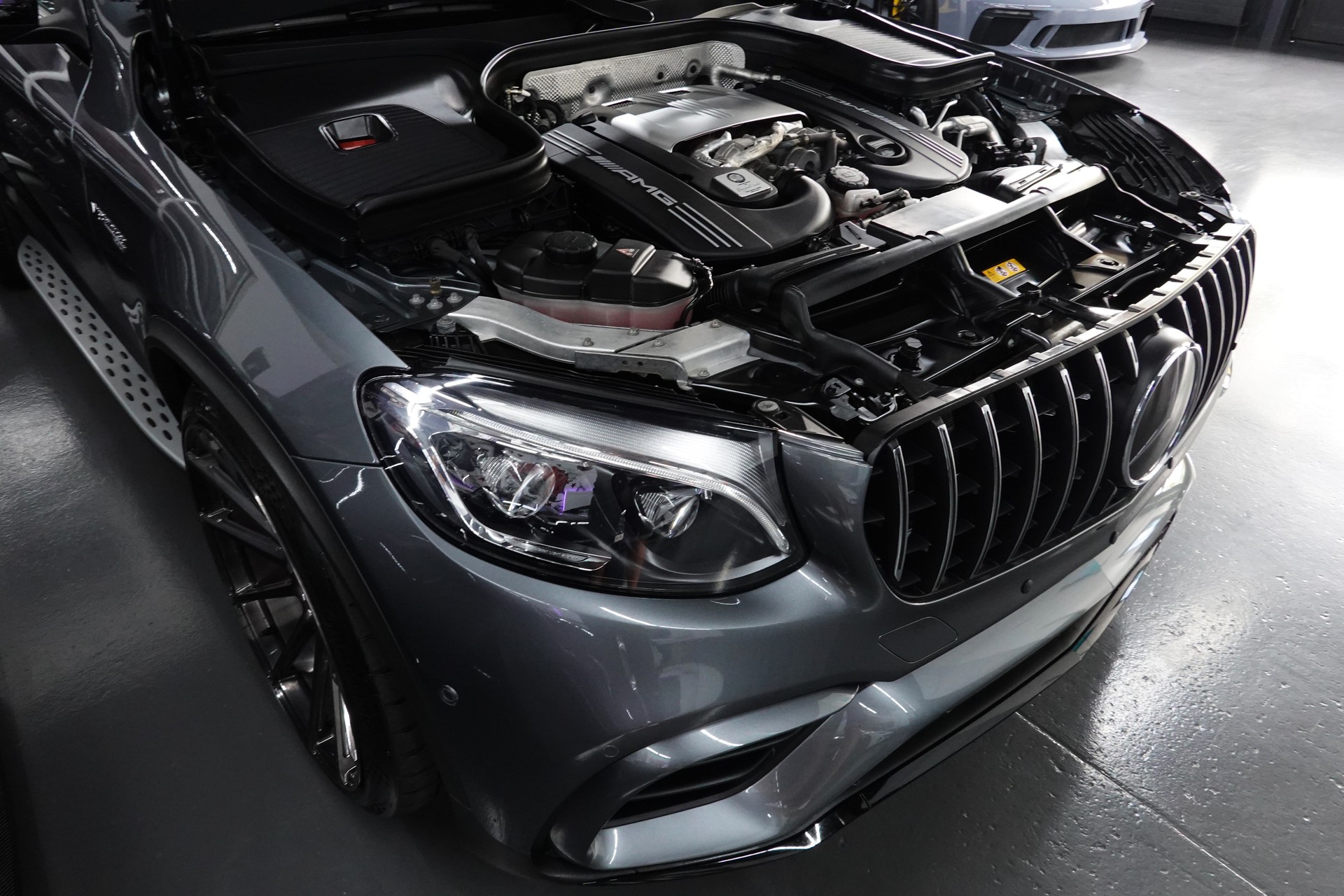 MERCEDES-BENZ GLC 63 S AMG EDITION 1 4-MATIC+9G-TRONIC DESIGNO FULL ON TOP 22"-image-6