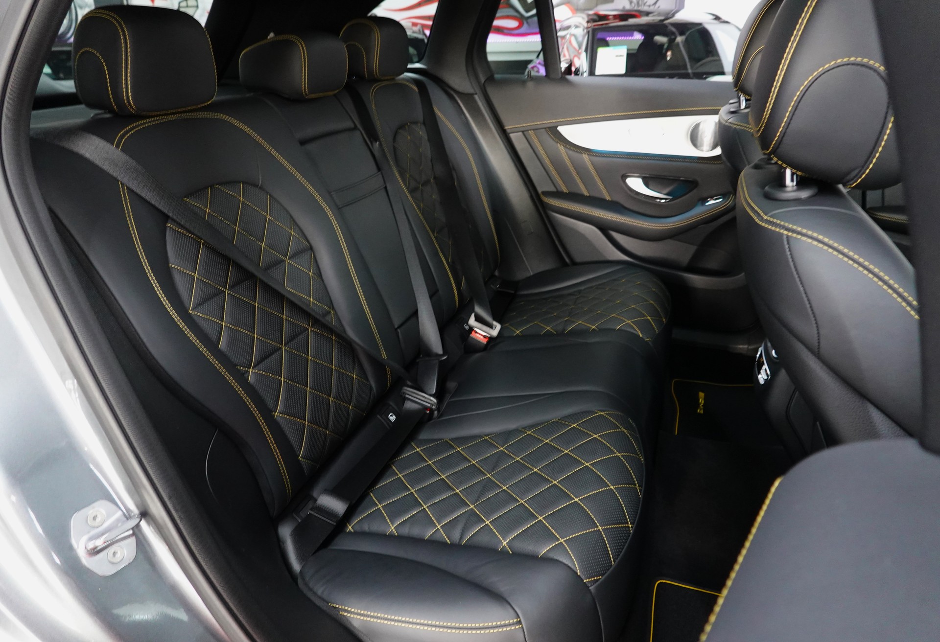 MERCEDES-BENZ GLC 63 S AMG EDITION 1 4-MATIC+9G-TRONIC DESIGNO FULL ON TOP 22"-image-47
