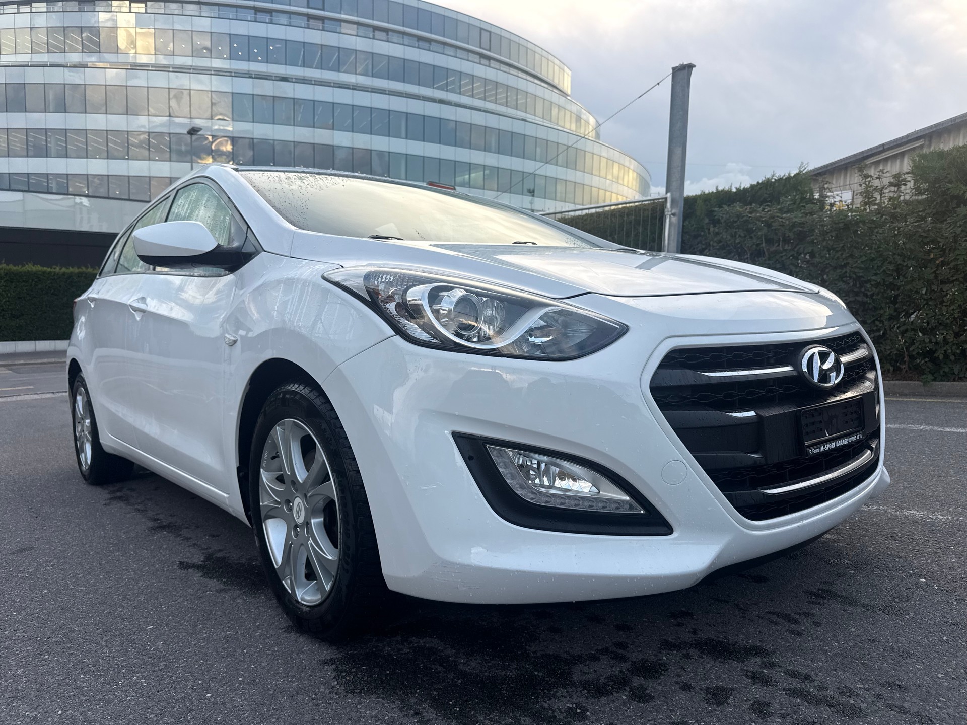 HYUNDAI i30 Wagon 1.6 CRDi Vertex-image-0