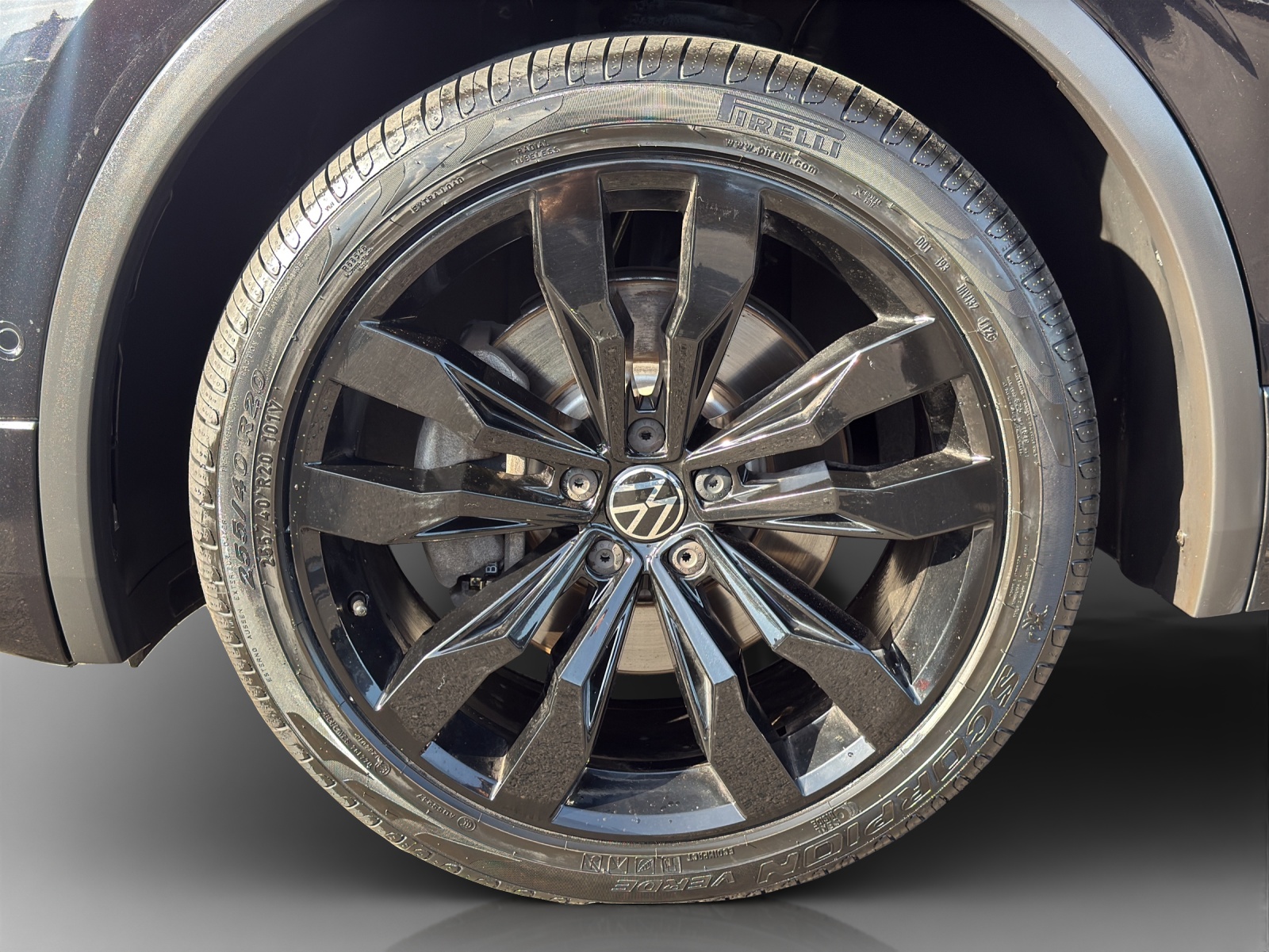 VW Tiguan 2.0TSI R-Line 4Motion DSG-image-13