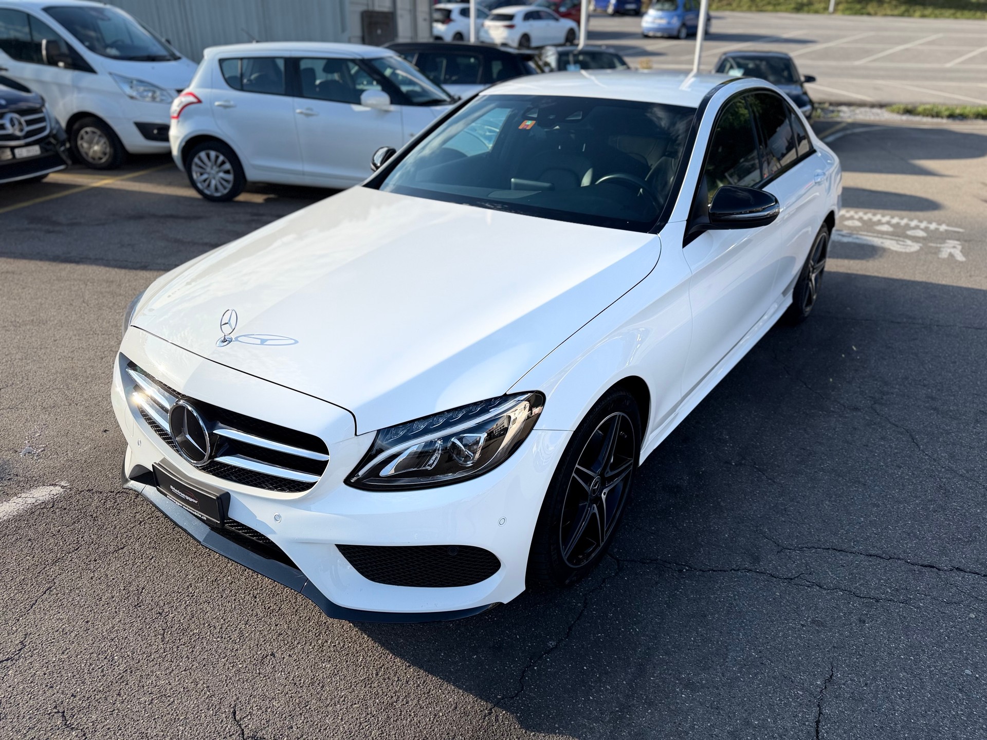 MERCEDES-BENZ C 200 AMG Line 4Matic 9G-Tronic-image-4