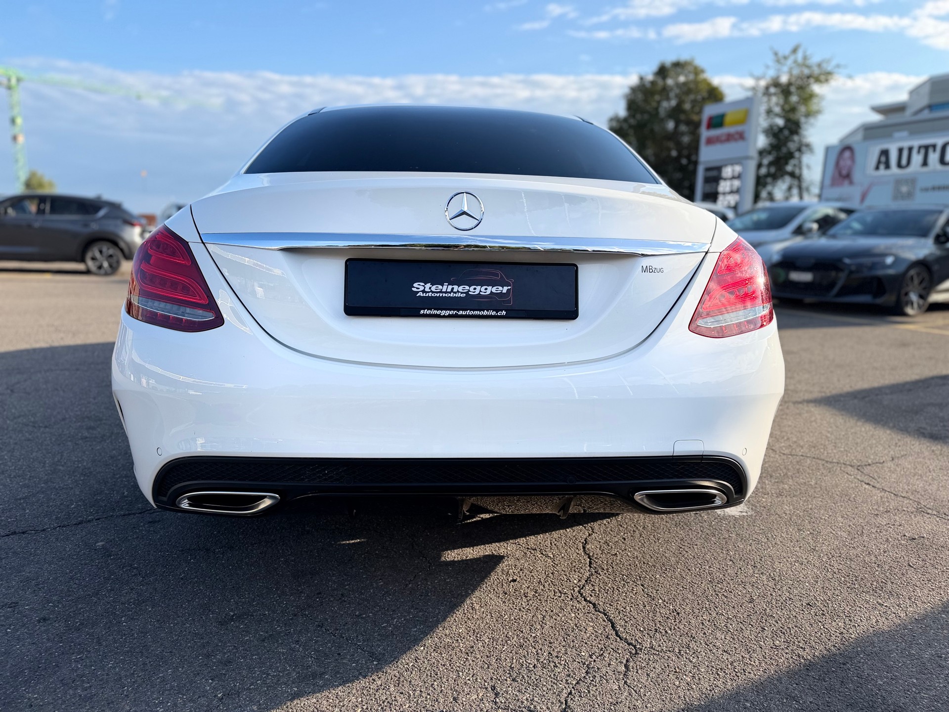 MERCEDES-BENZ C 200 AMG Line 4Matic 9G-Tronic-image-9