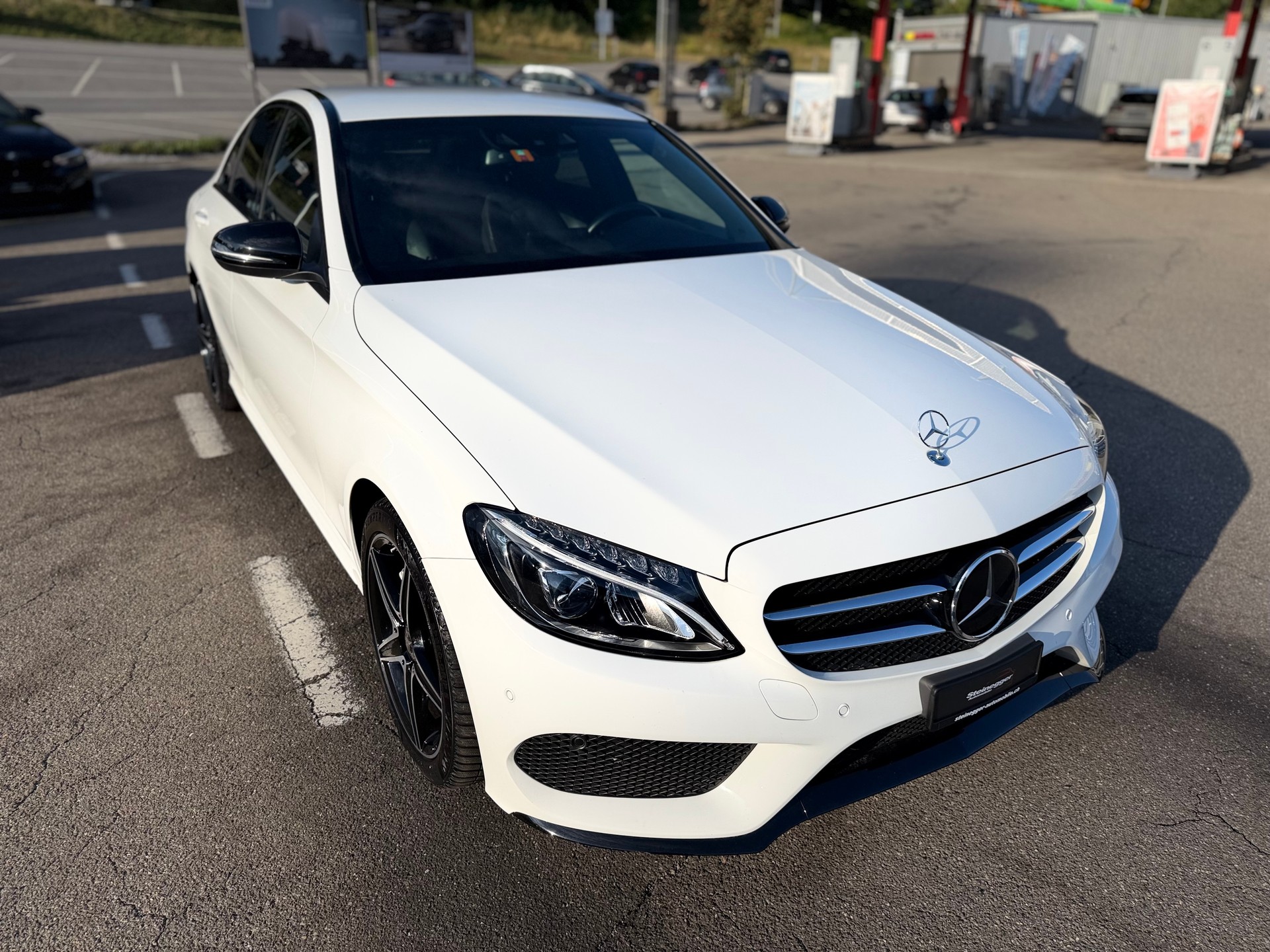 MERCEDES-BENZ C 200 AMG Line 4Matic 9G-Tronic-image-0