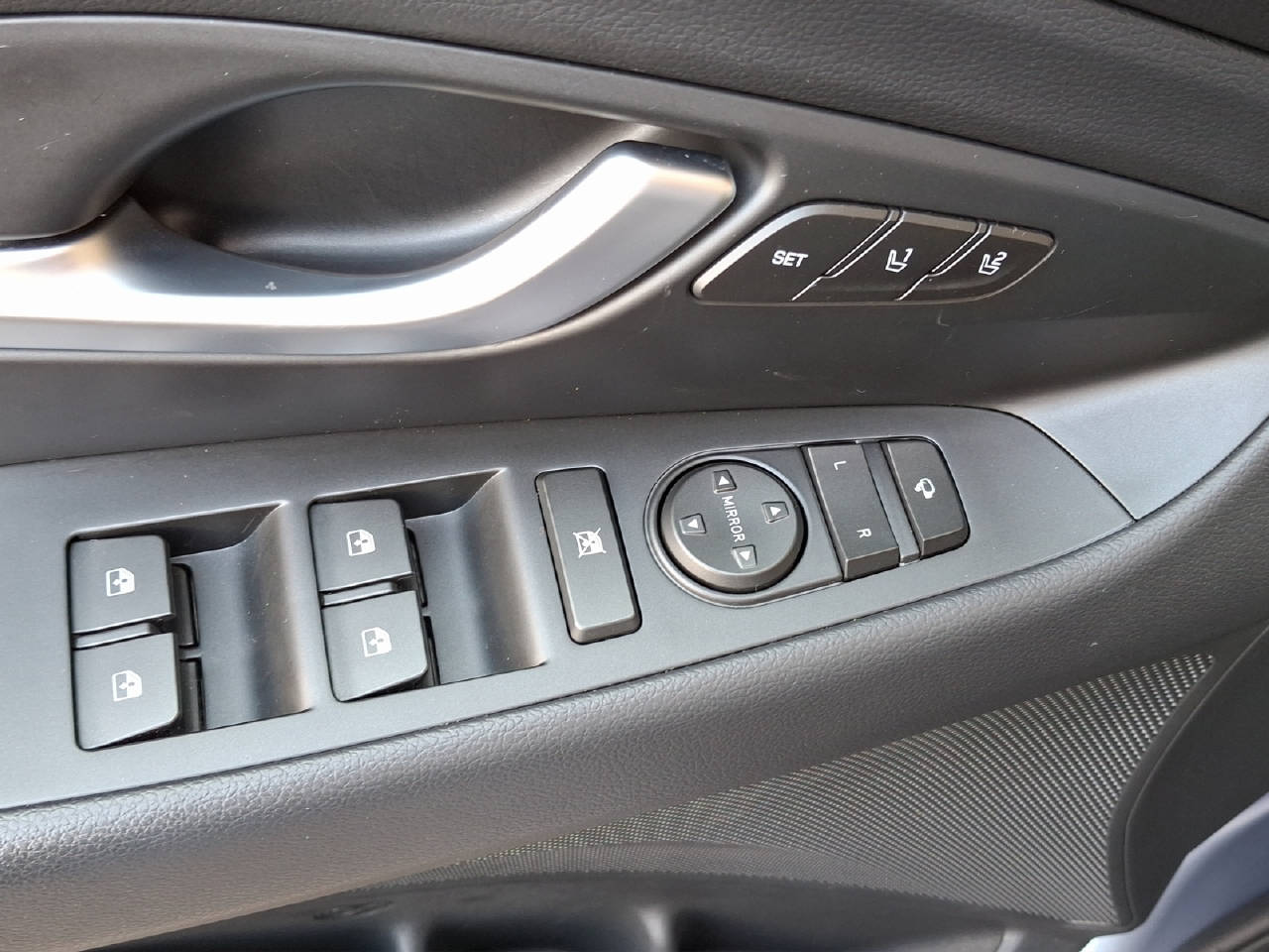 HYUNDAI i30 1.5 T-GDi Vertex-image-10
