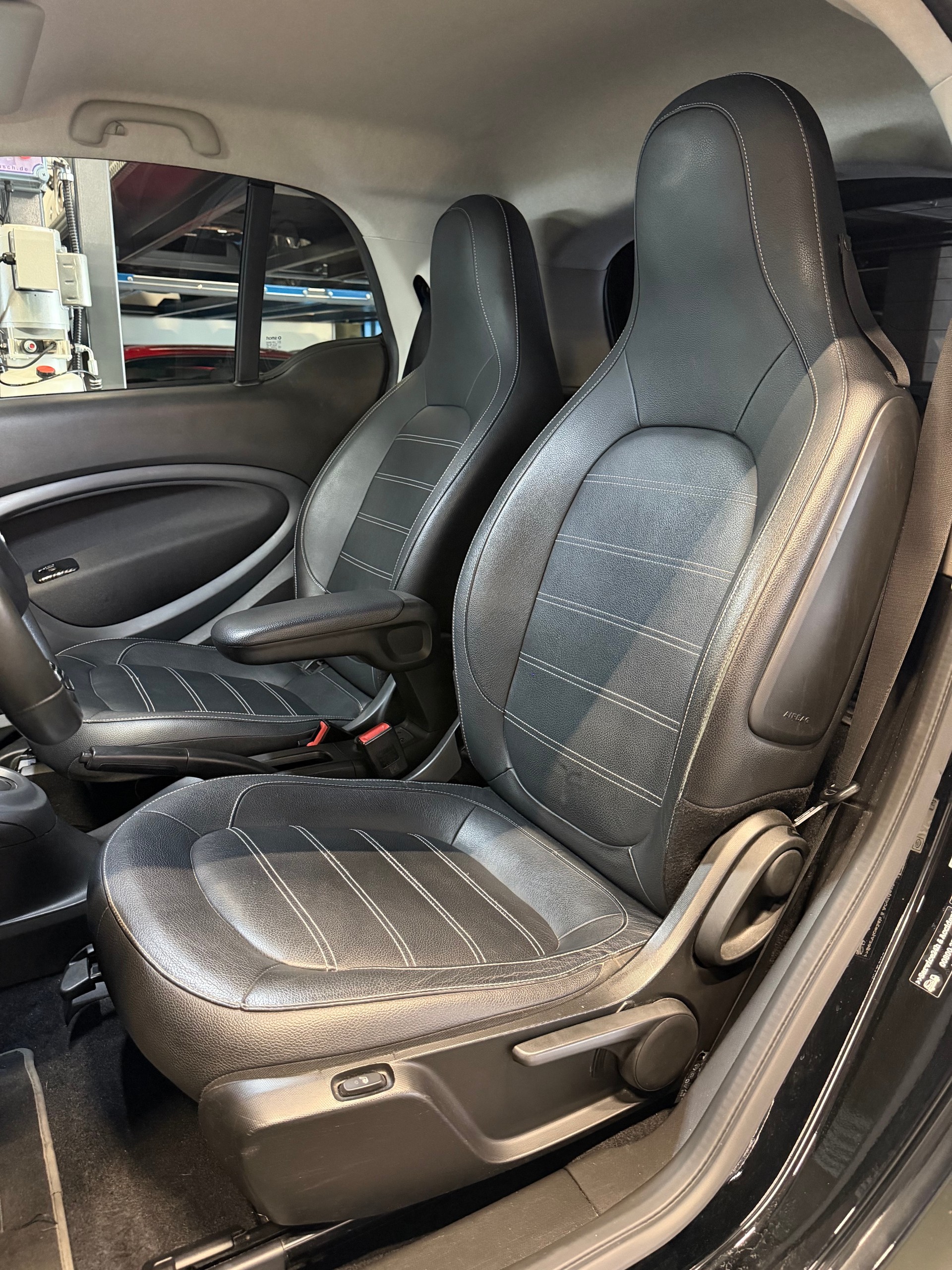 SMART fortwo prime twinmatic *Brabus style*-image-7