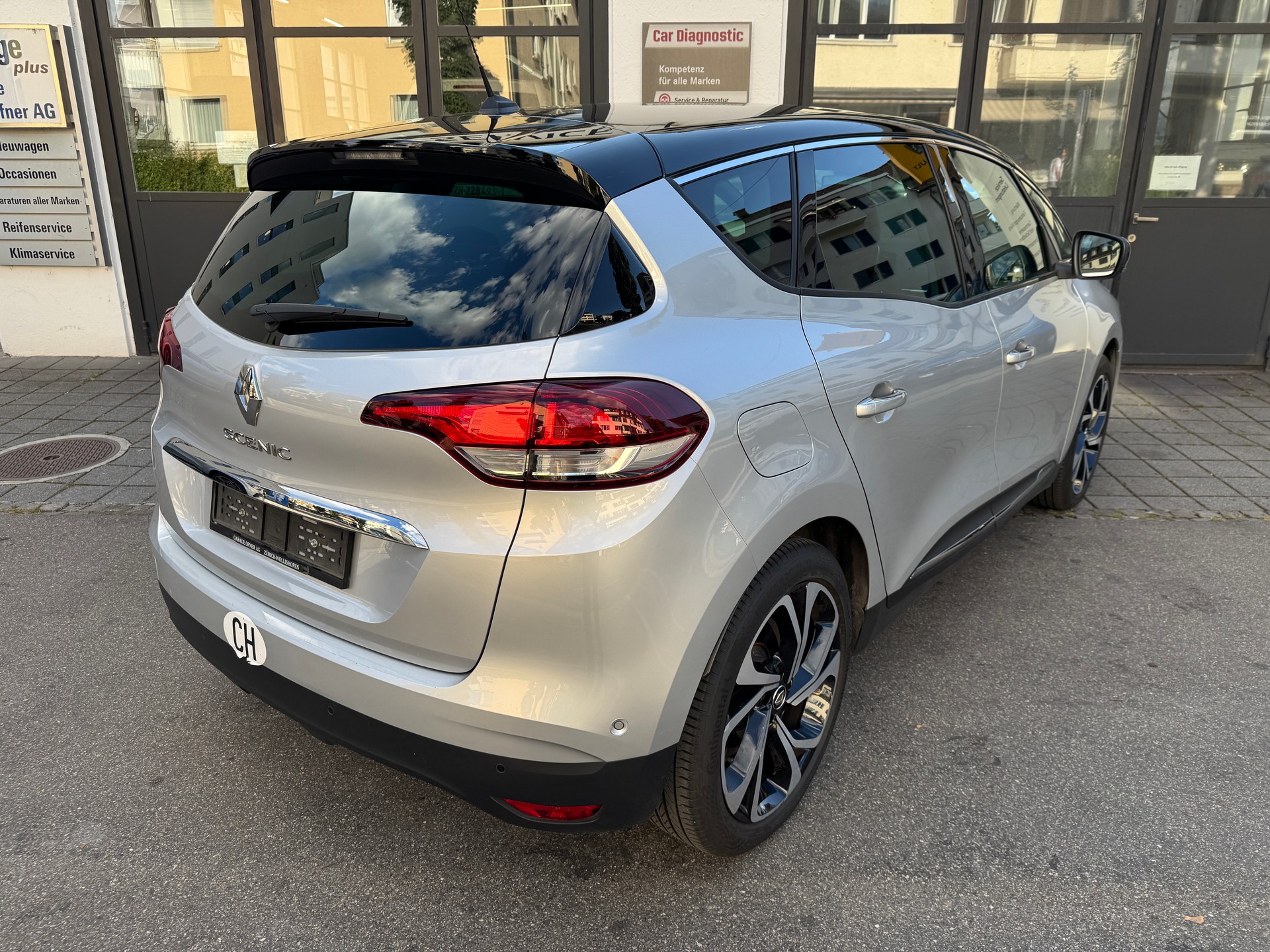 RENAULT Scénic 1.3 16V Turbo Intens EDC-image-6