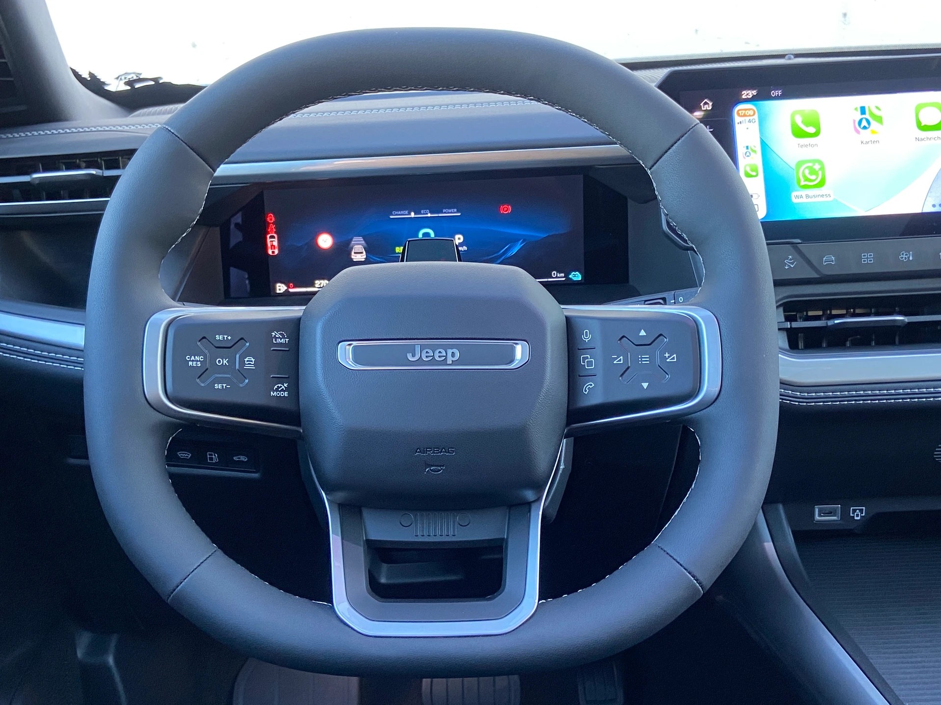 JEEP Compass 1.6 T PHEV Summit Premium Sky-image-9