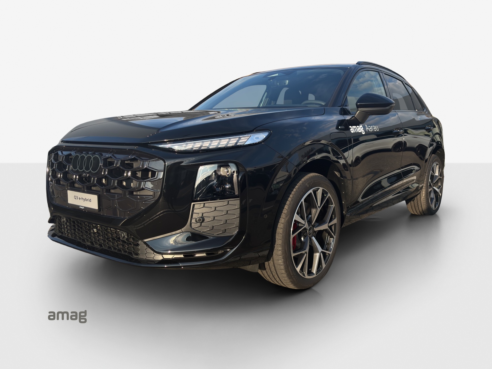 AUDI Q3 SUV e-hybrid 200 kW S tronig