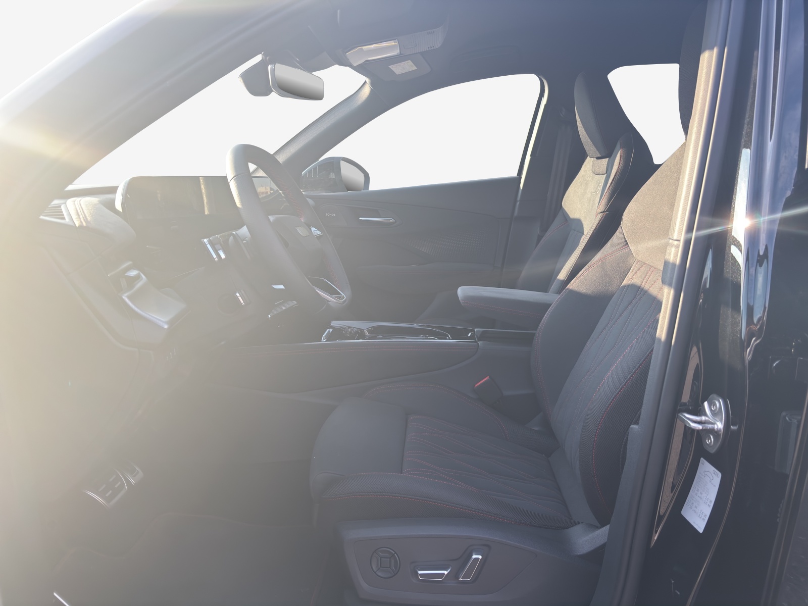AUDI Q3 SUV e-hybrid 200 kW S tronig-image-7