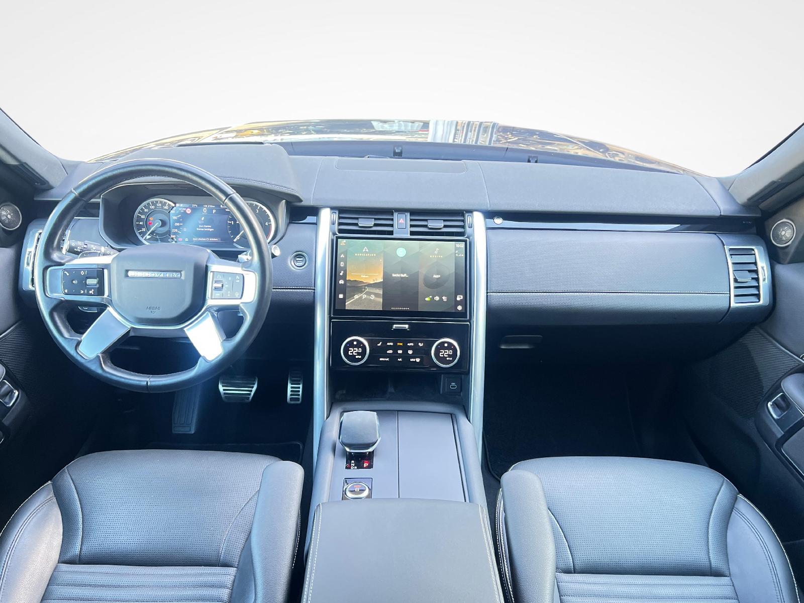 LAND ROVER Discovery 3.0 D I6 300 R-Dynamic S-image-8