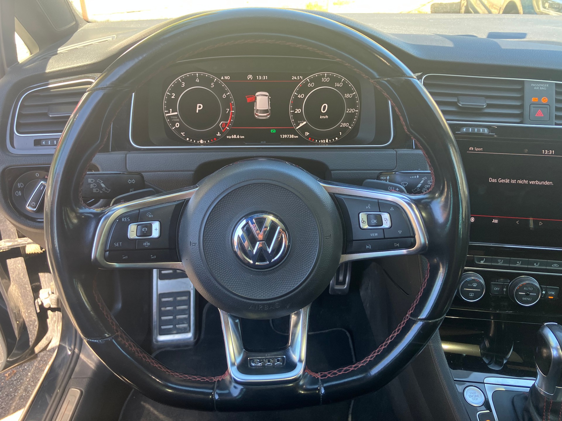 VW Golf 2.0 TSI GTI Performance DSG-image-8