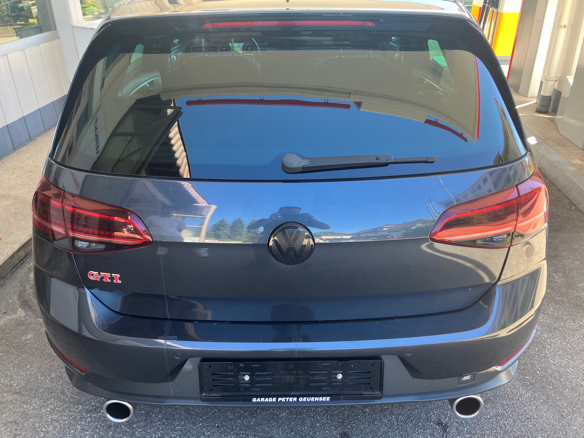 VW Golf 2.0 TSI GTI Performance DSG-image-3