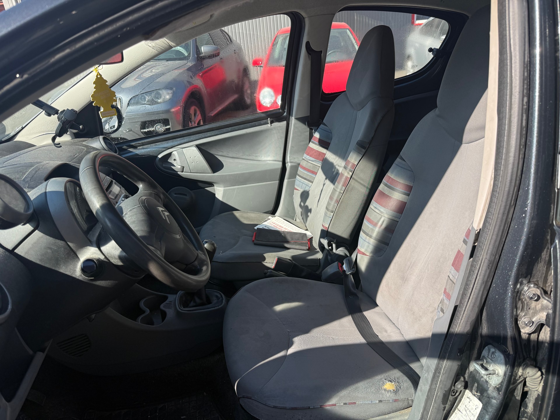 CITROEN C1 1.0i Chic-image-4