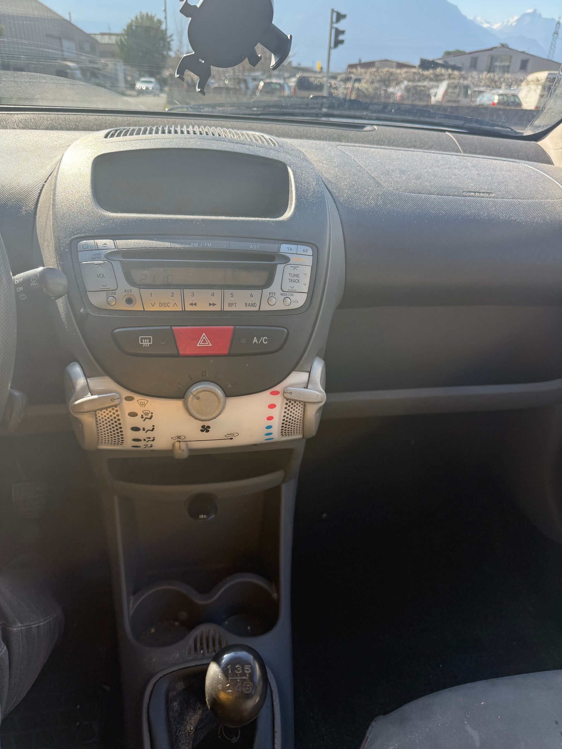CITROEN C1 1.0i Chic-image-6