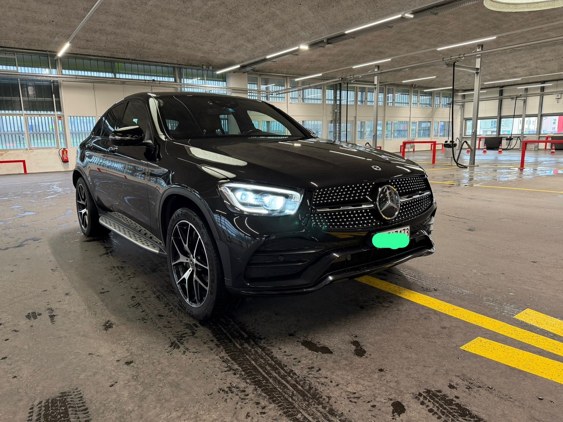 MERCEDES-BENZ GLC Coupé 400 d AMG Line 4Matic 9G-Tronic-image-2