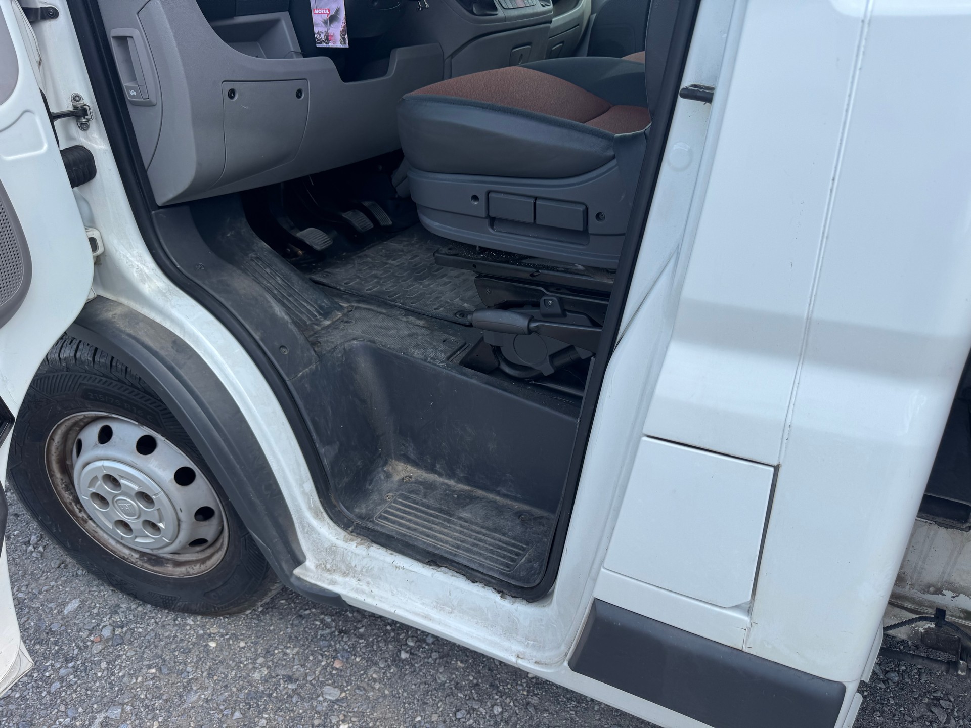 FIAT Ducato 17 3.0 JTD-image-3
