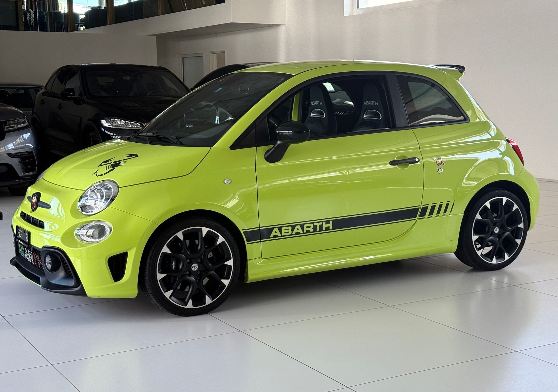 FIAT 595 1.4 16V Turbo Abarth Competizione ***CH-Fahrzeug***Sonderlackierung***Sitzheizung***180PS***-image-5