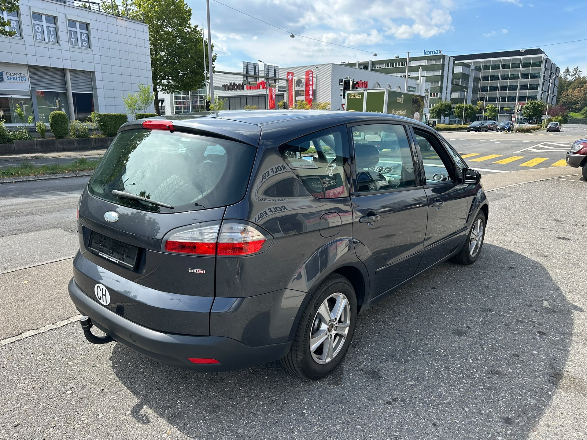 FORD S-Max 2.0 TDCi Titanium Automatic-image-3
