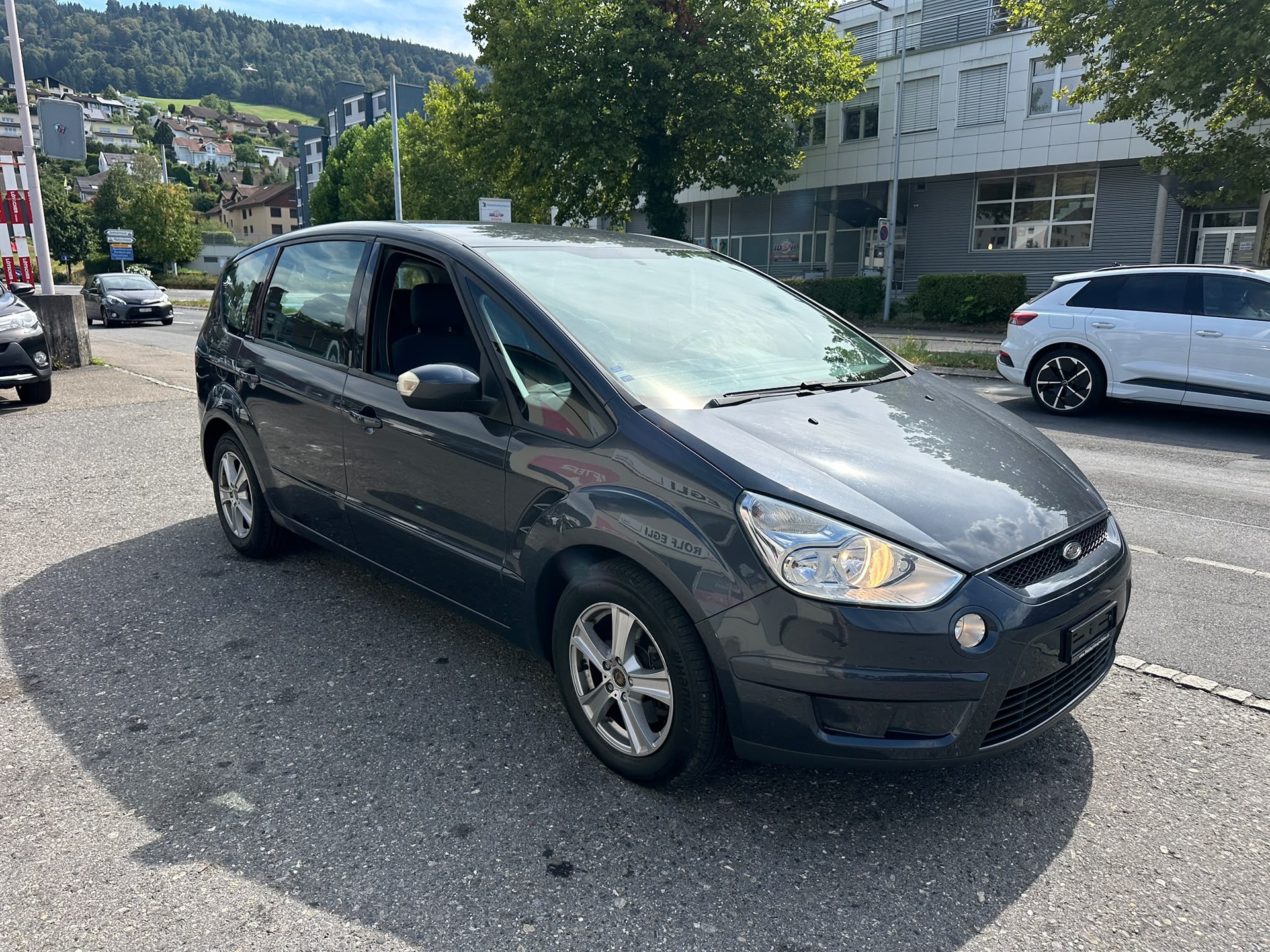FORD S-Max 2.0 TDCi Titanium Automatic-image-0