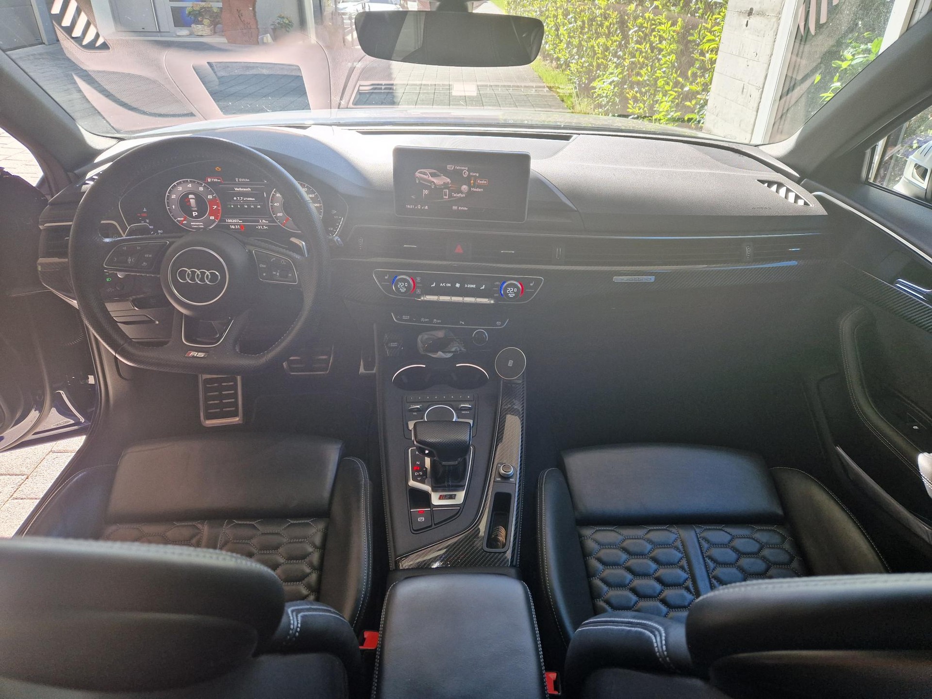 AUDI 2.9 V6 TFSI quattro T-Tronic-image-3