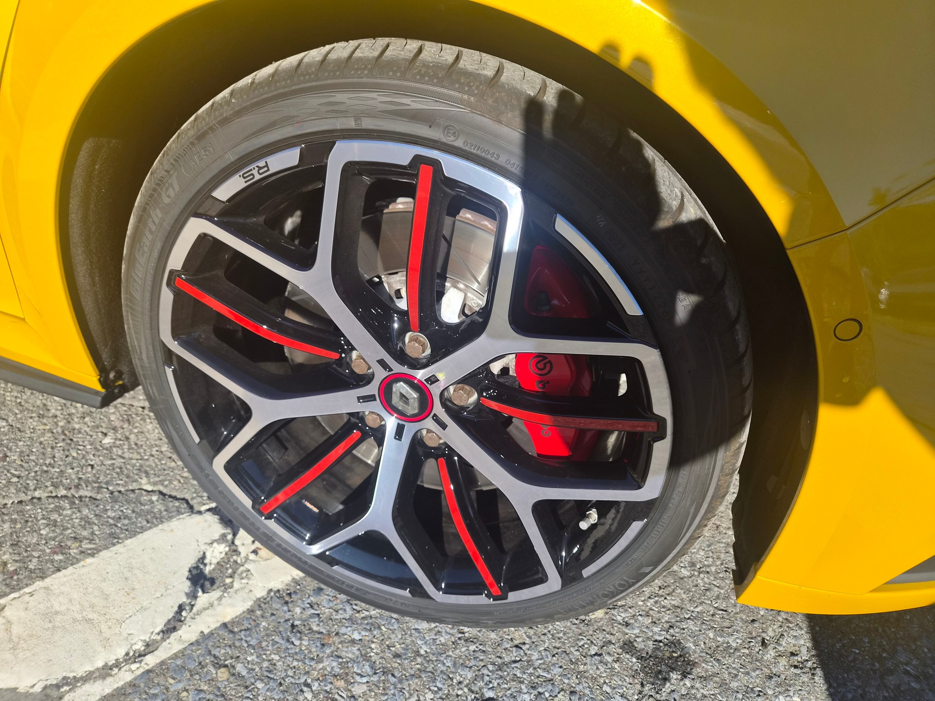RENAULT Mégane Trophy 300 EDC-image-4